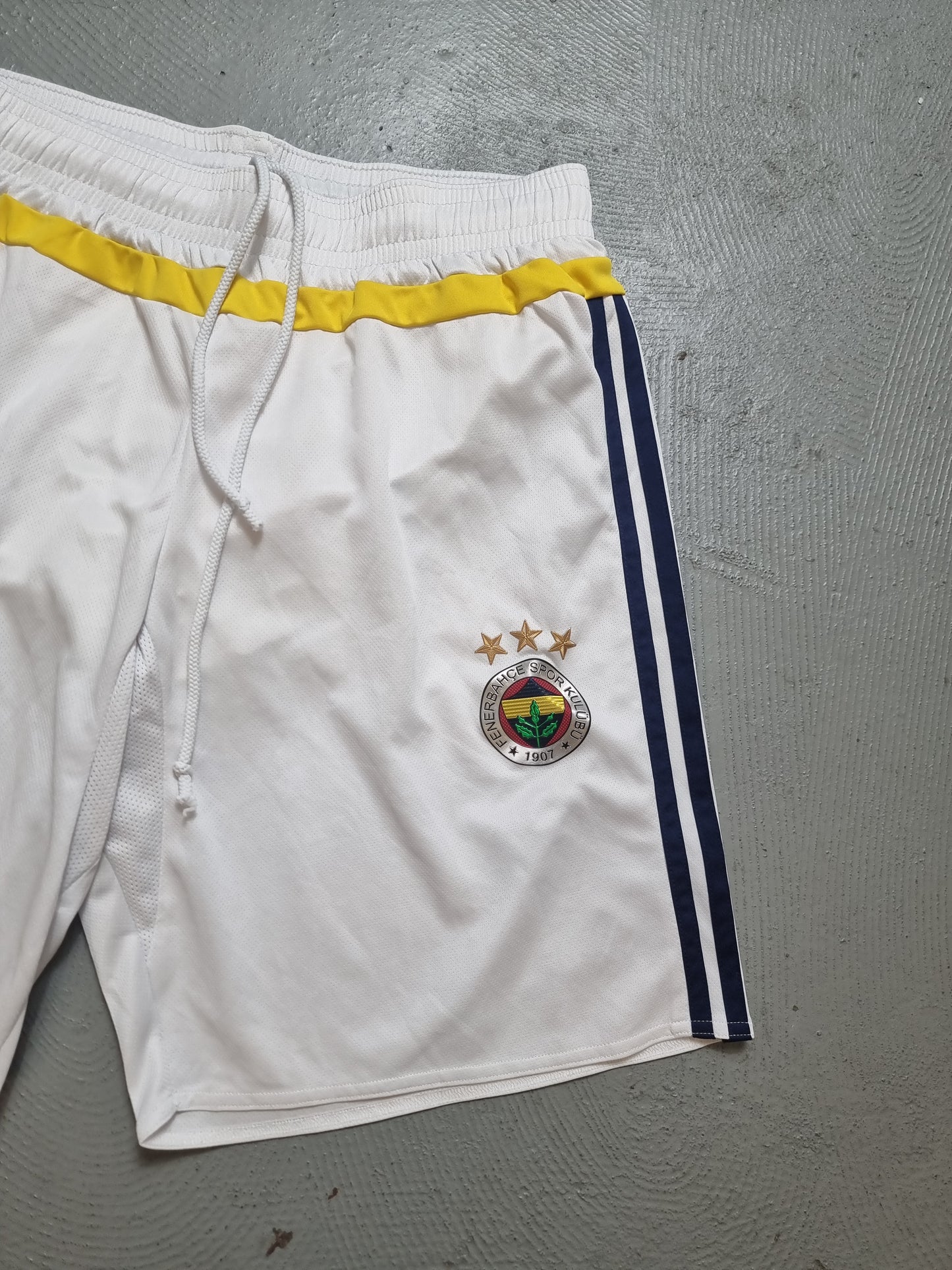 Adidas Fenerbahce 2015/16 Home Shorts Large