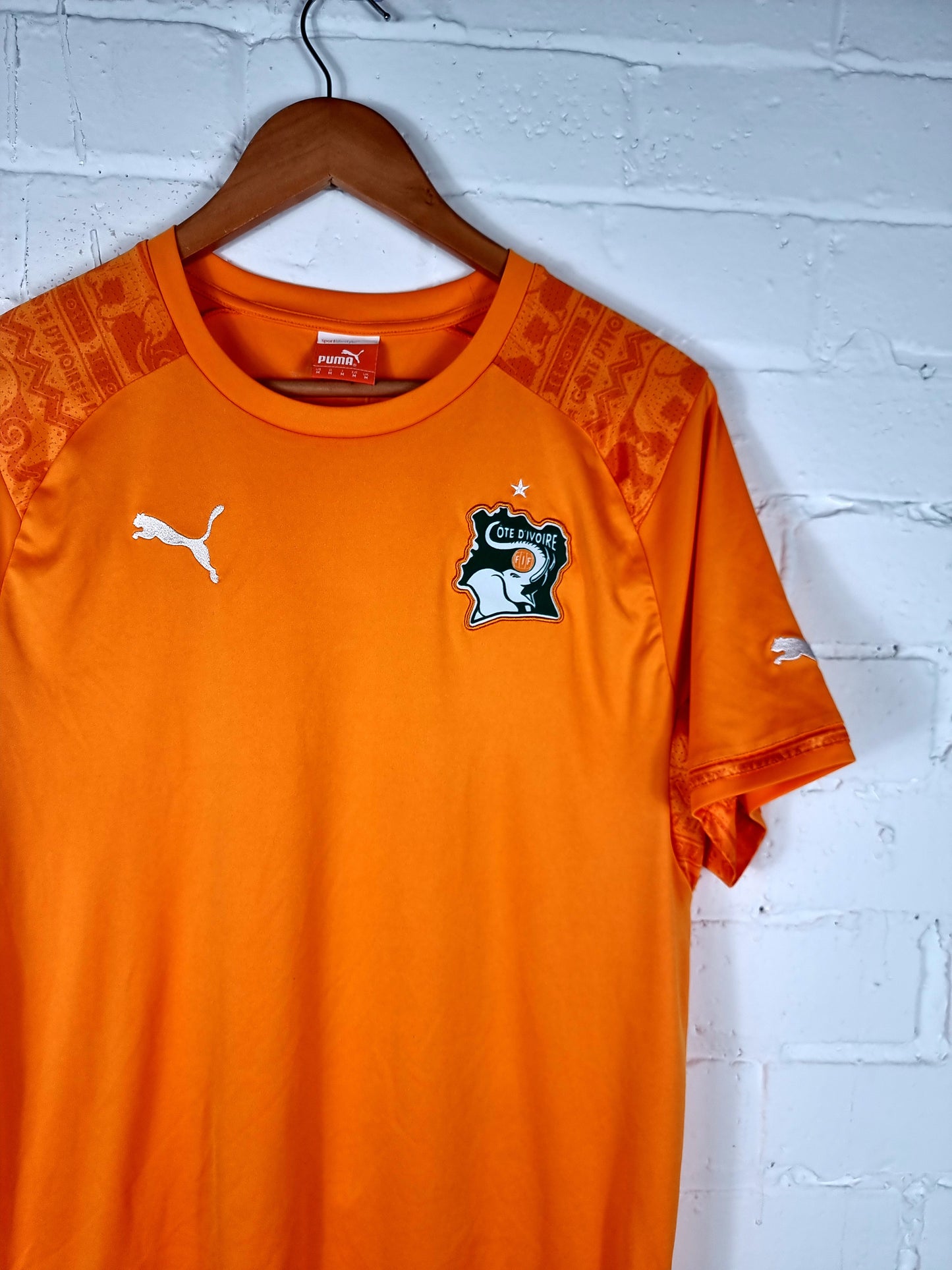 Puma Ivory Coast 2014/16 Home Shirt Medium