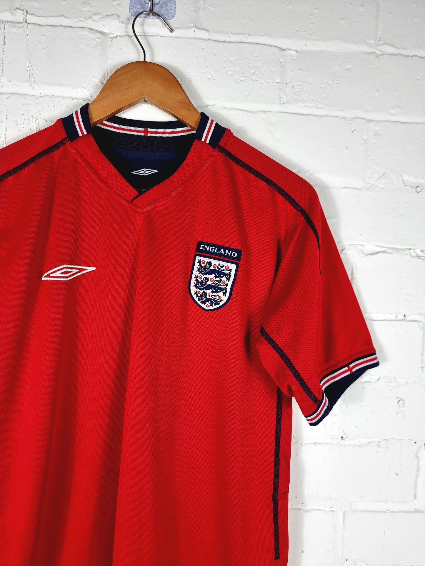 Umbro England 2002/04 Reversible Away Shirt Small