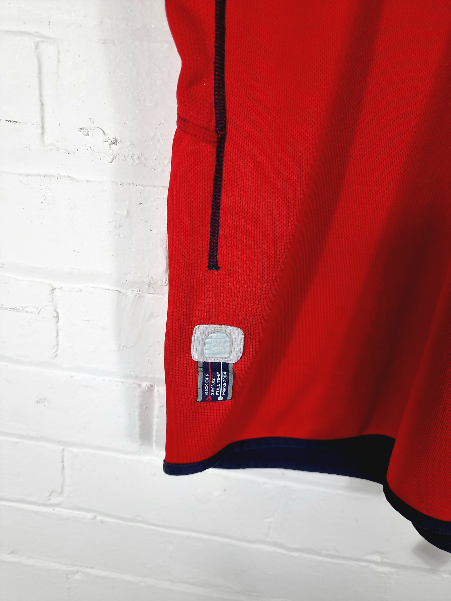 Umbro England 2002/04 Reversible Away Shirt Small