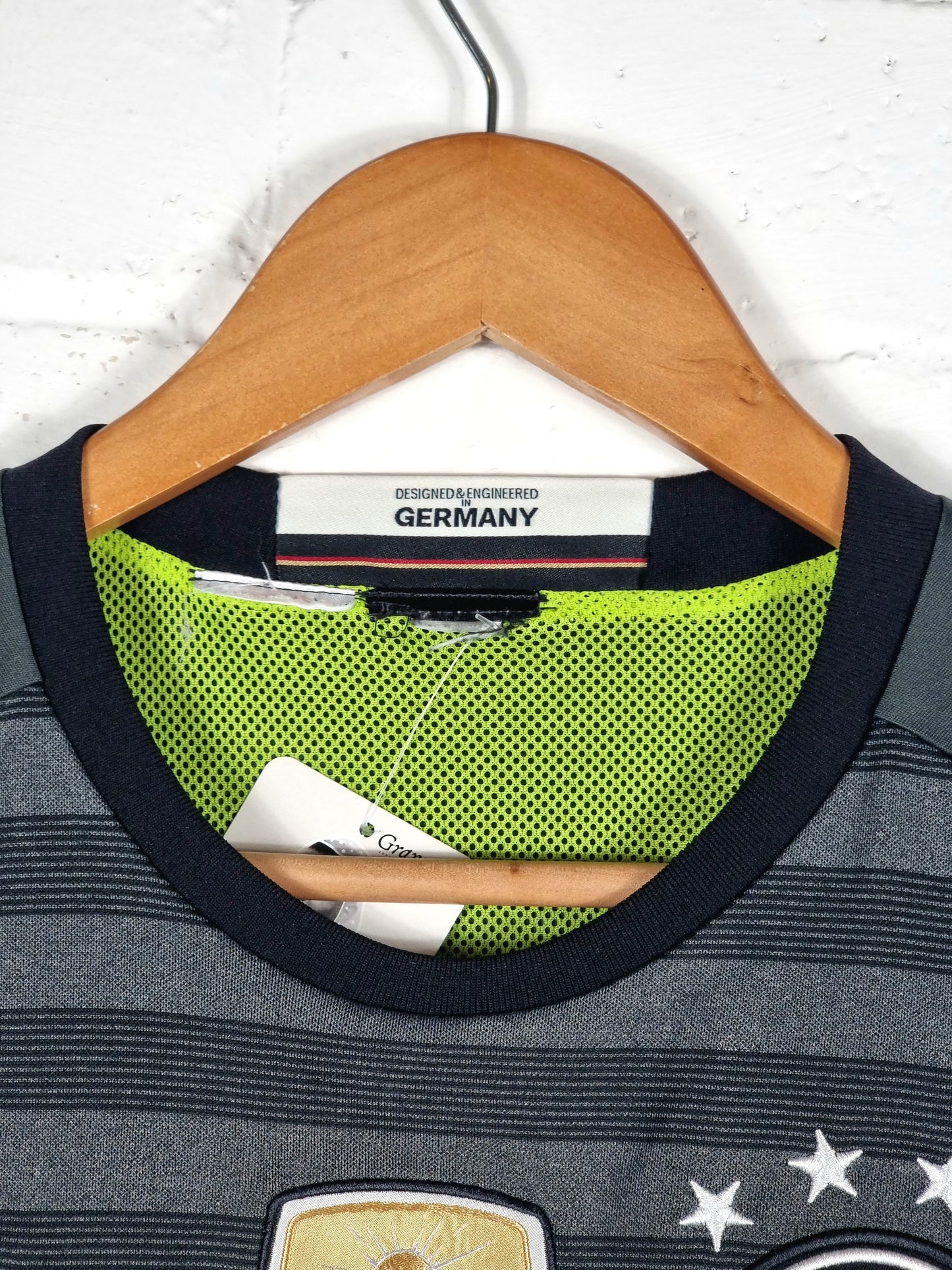 Adidas Germany 2015/16 Away Shirt Small