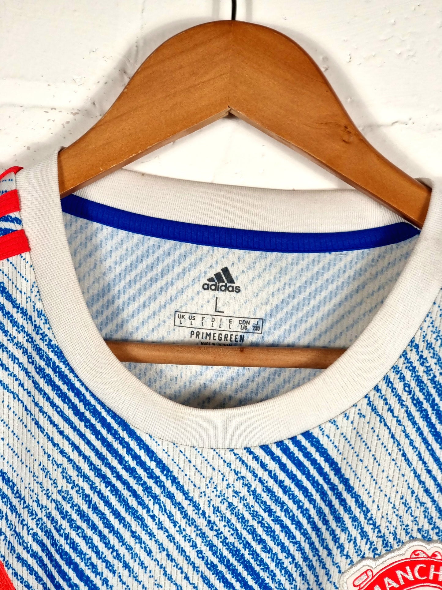 Adidas Manchester United 2021/22 Away Shirt Large