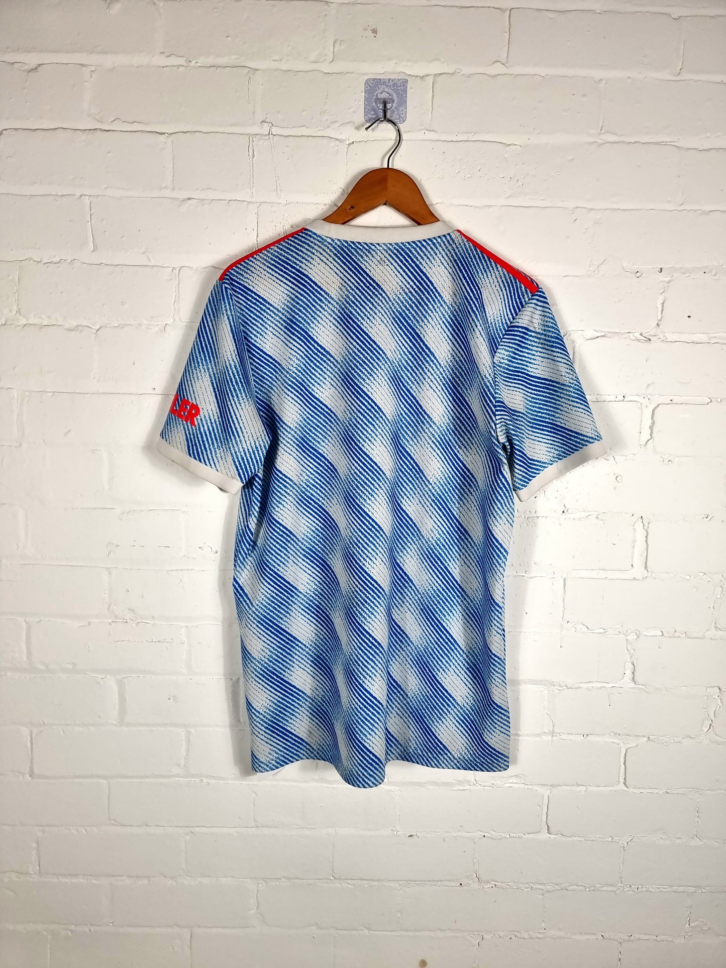 Adidas Manchester United 2021/22 Away Shirt Large