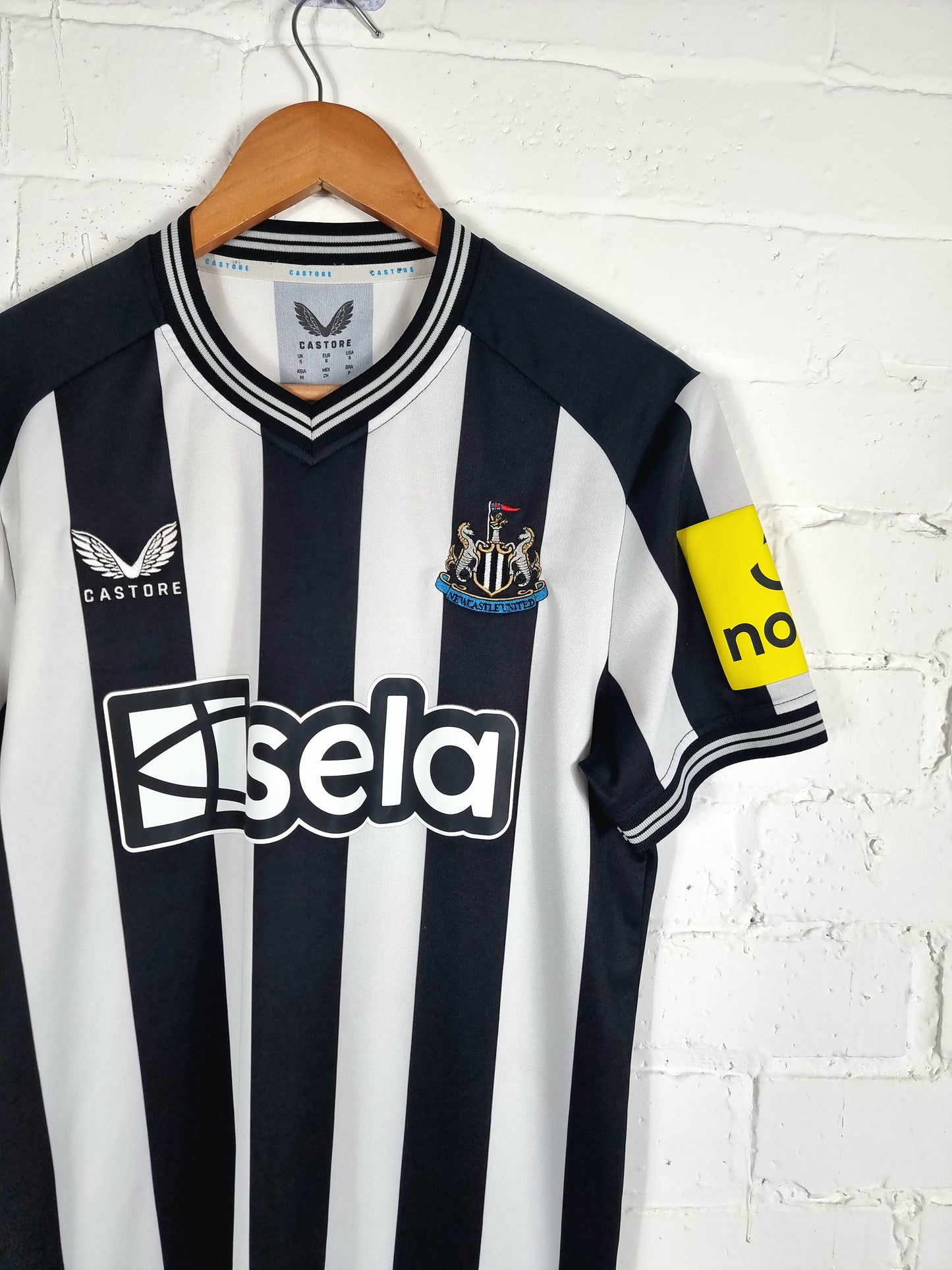Castore Newcastle United 2023/24 Home Football Shirt Small