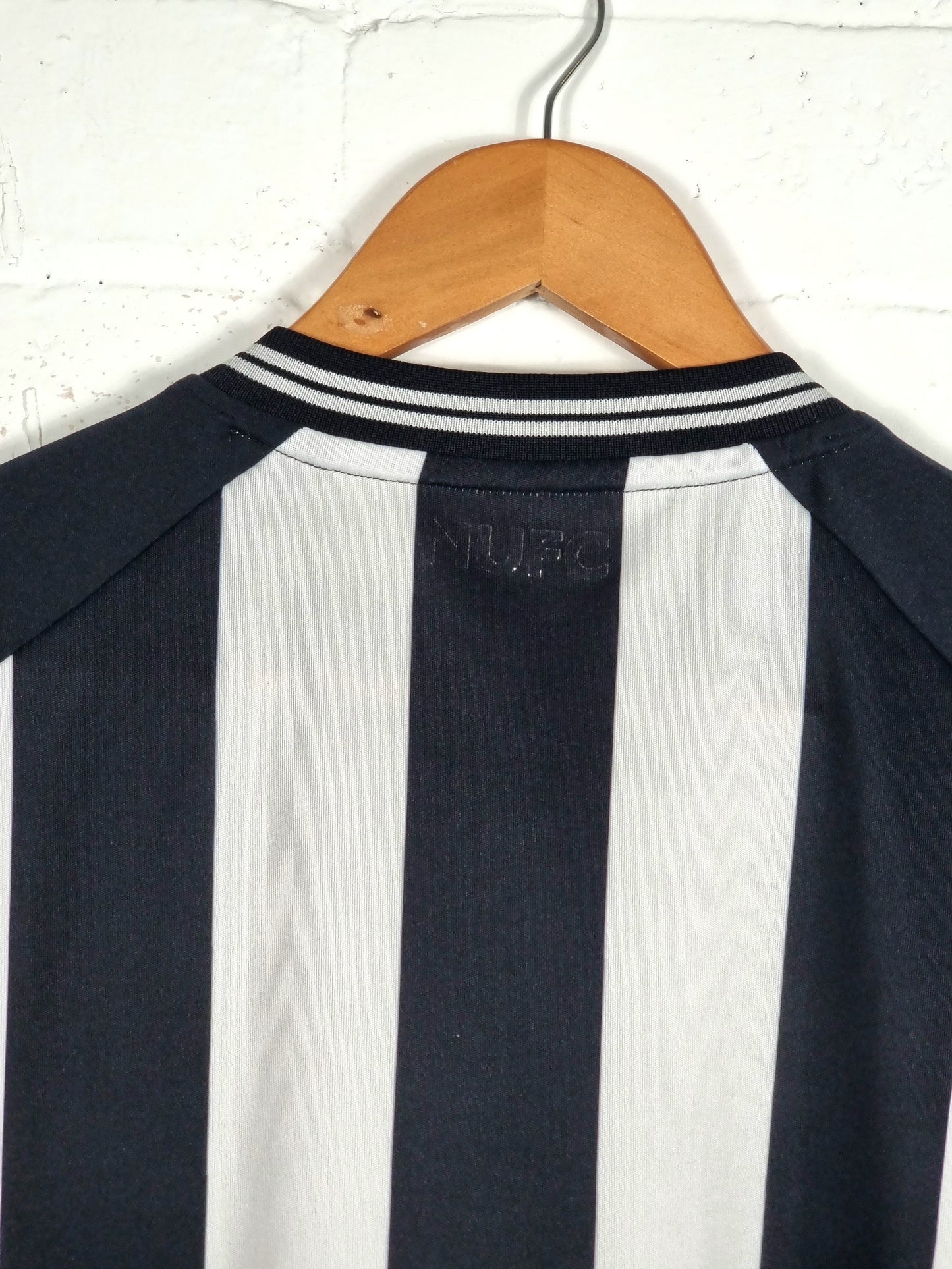 Castore Newcastle United 2023/24 Home Football Shirt Small