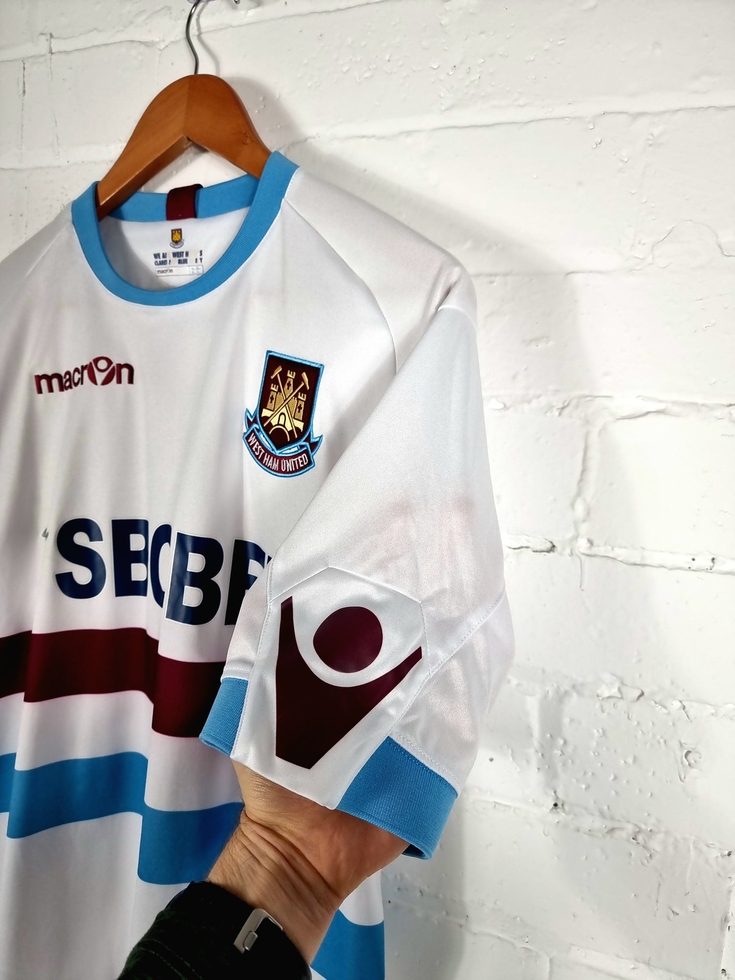 Macron West Ham United 2010/12 Away Shirt Large