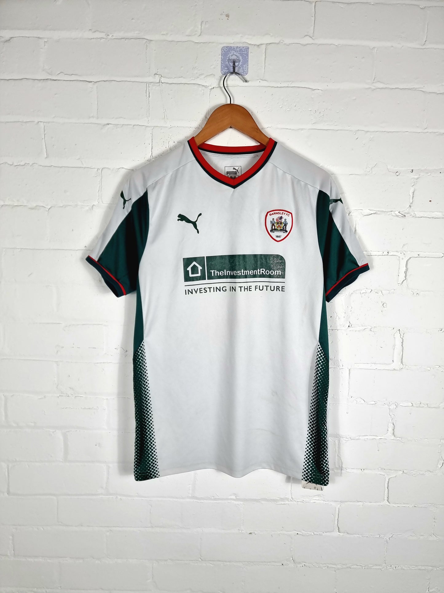 Puma Barnsley 2017/18 Away Shirt Large