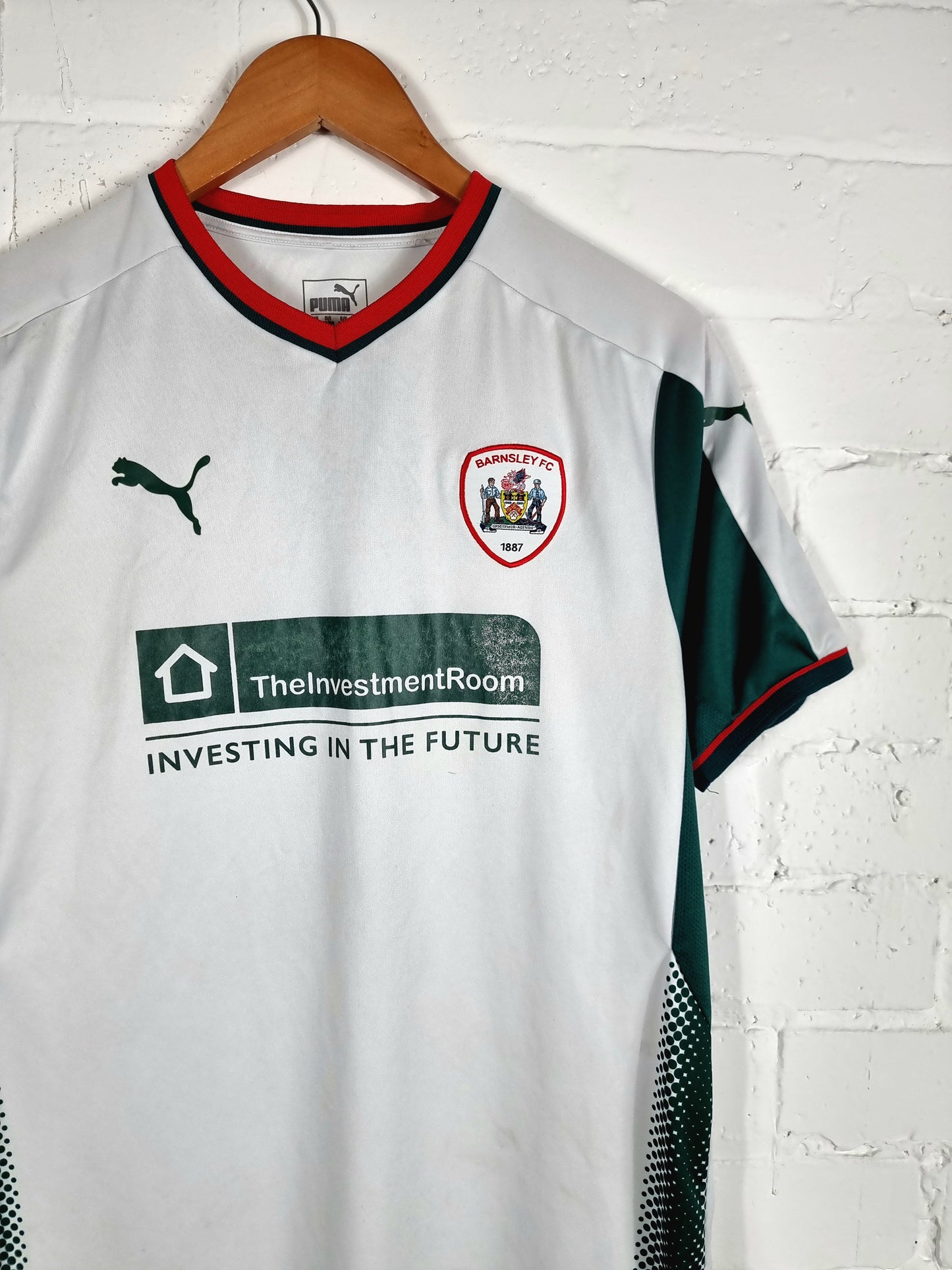 Puma Barnsley 2017/18 Away Shirt Large