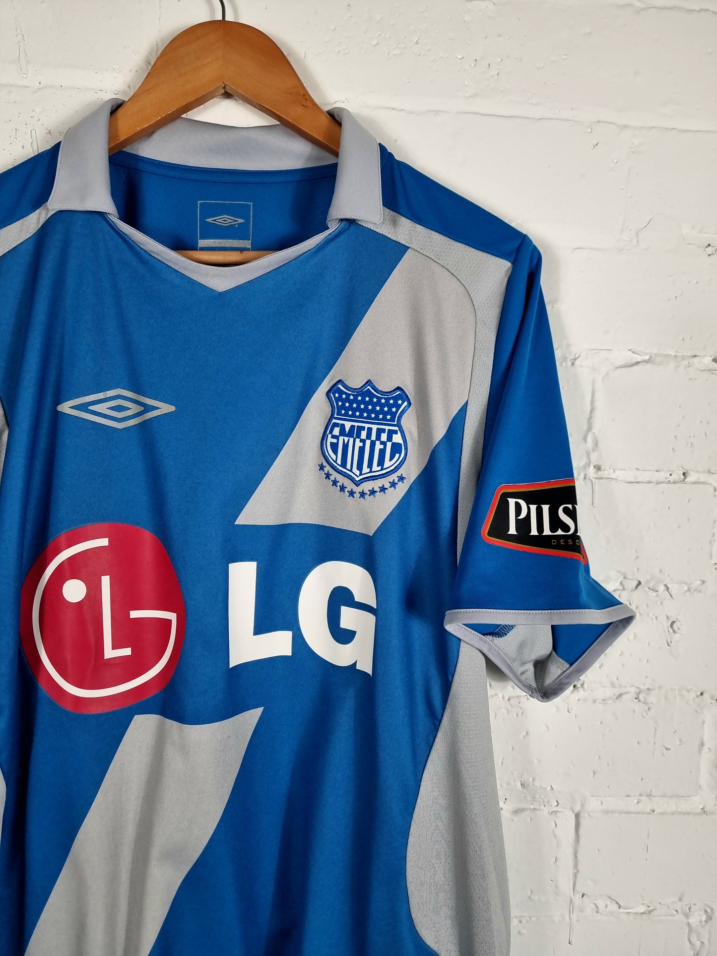 Umbro Emelec 2008/09 Home Shirt Large