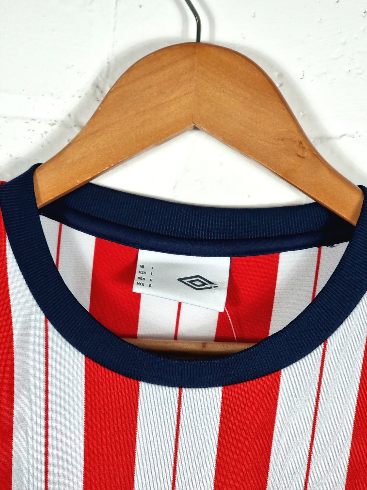 Umbro Atletico Junior 2013 Home Shirt Large