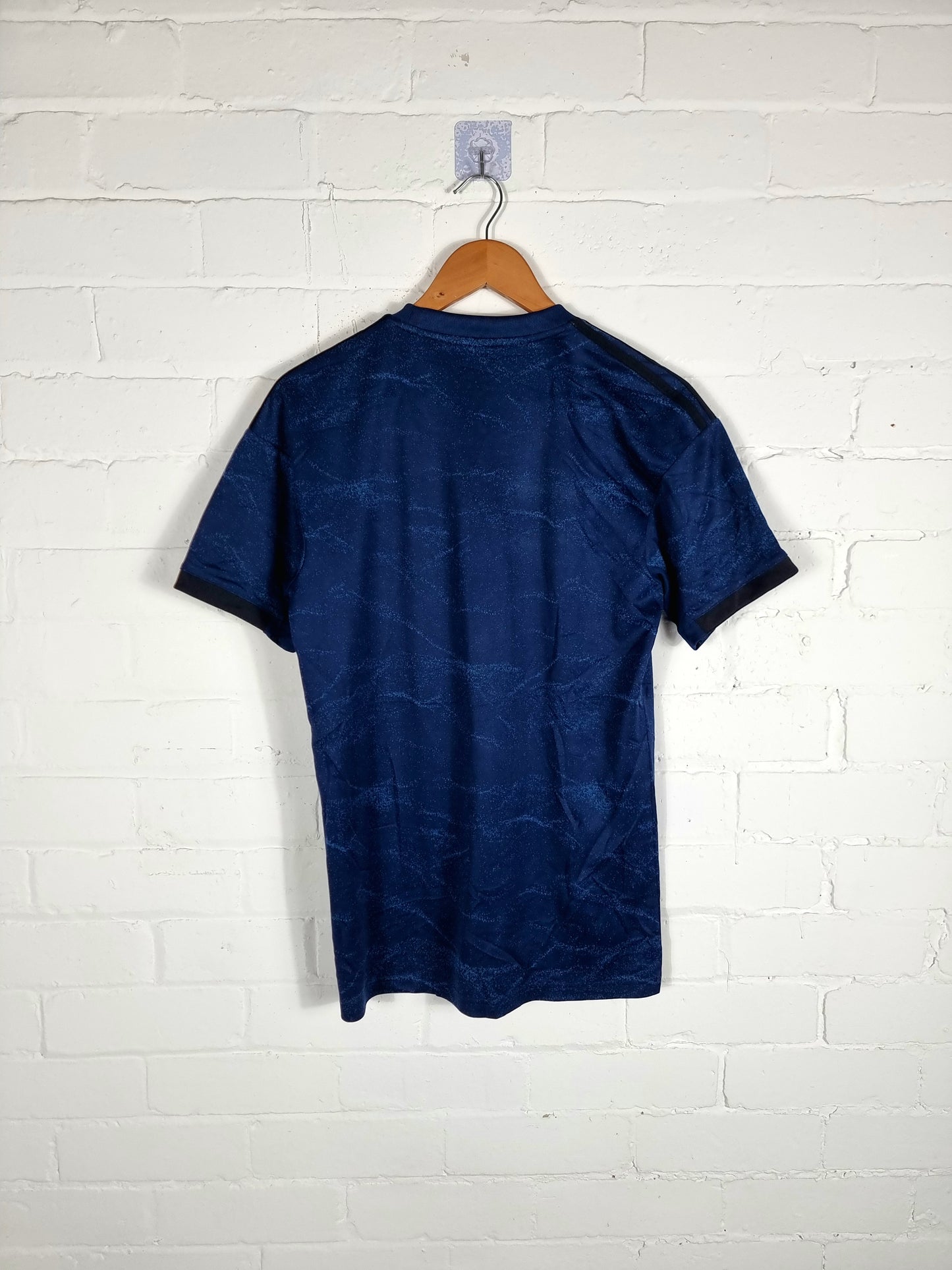 Adidas Real Madrid 2019/20 Away Shirt Small