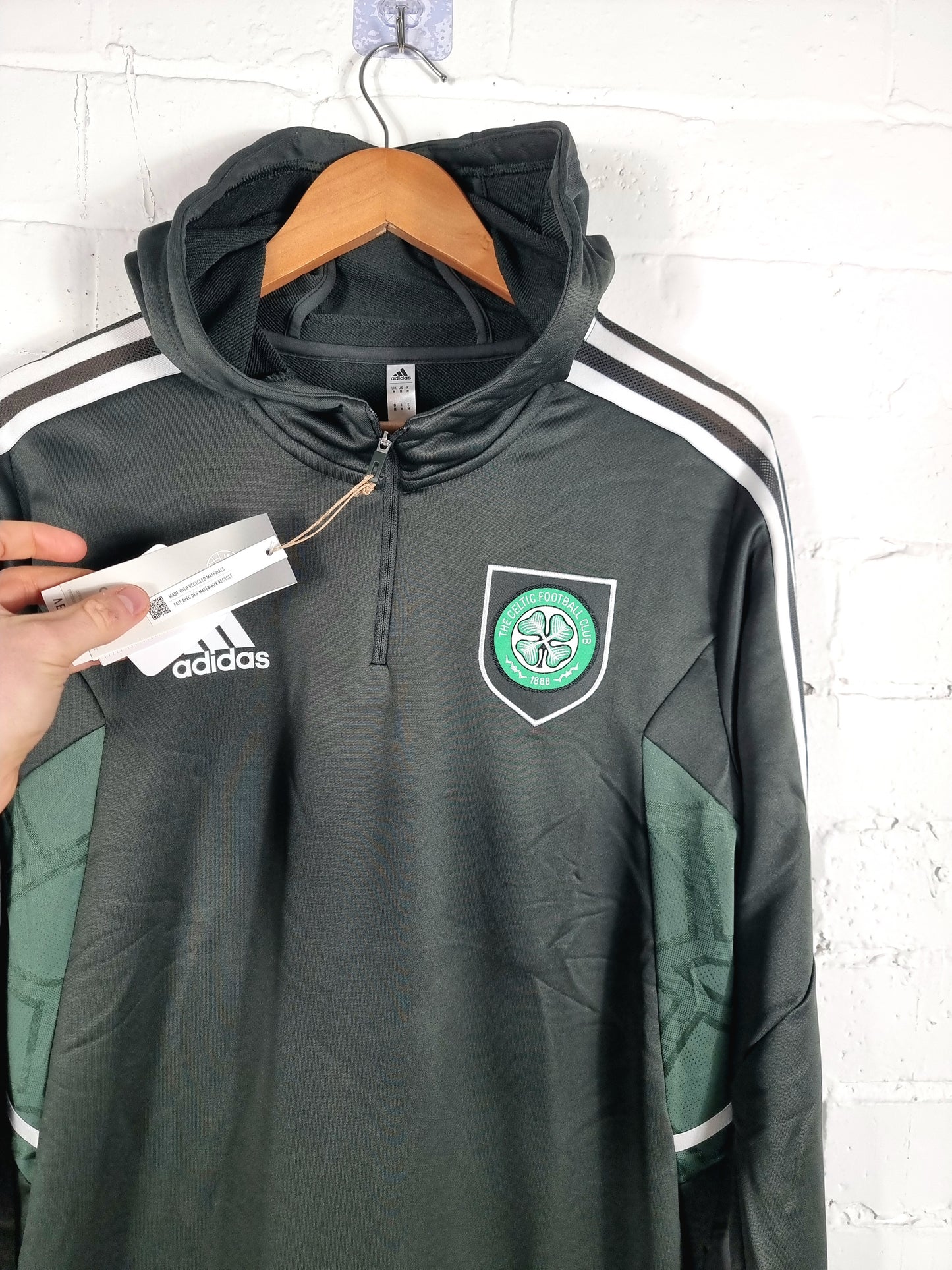 Adidas Celtic 2022/23 BNWT Condivo Hooded Sweatshirt Medium