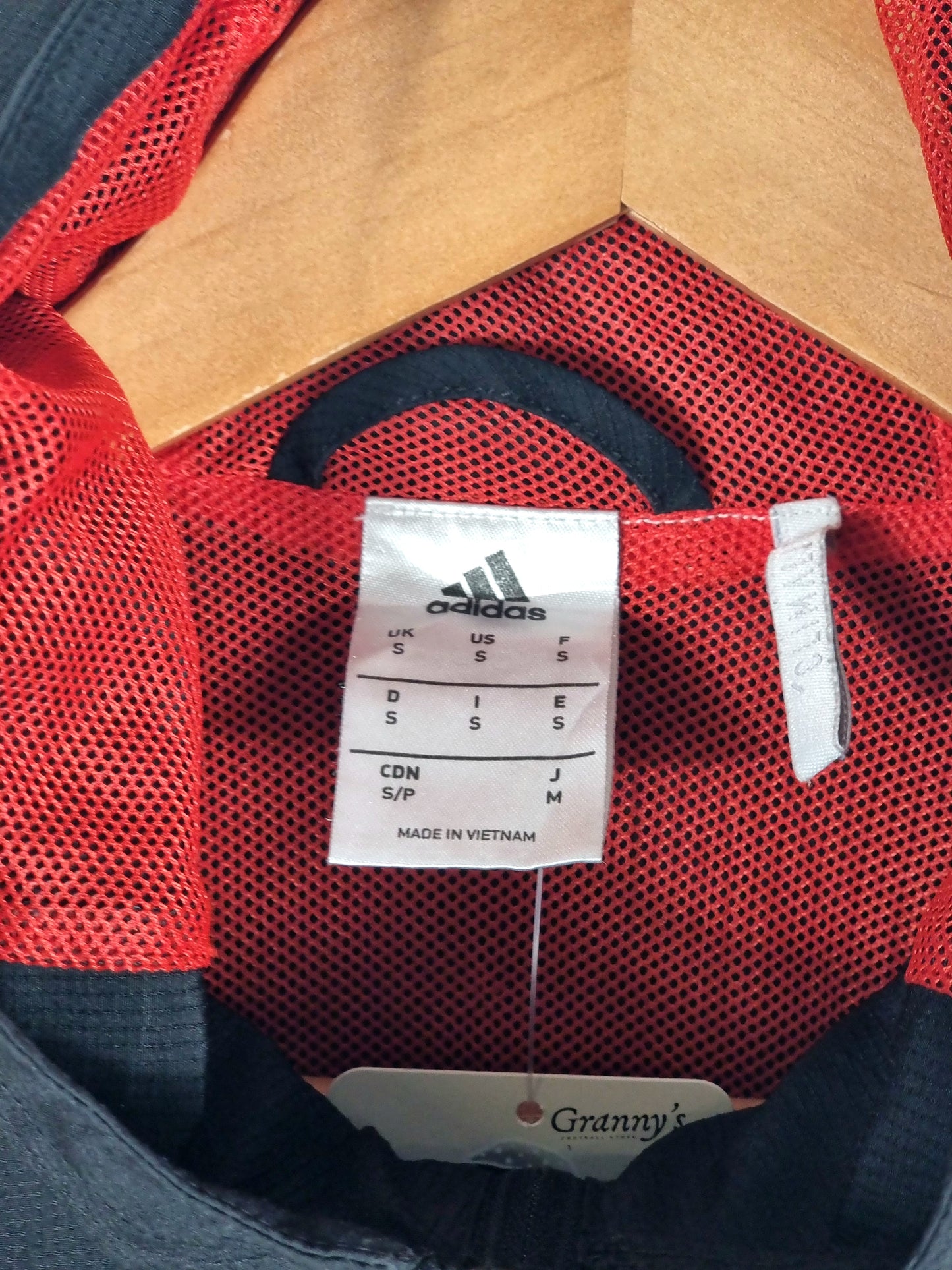 Adidas Manchester United 2017/18 Presentation Jacket Small