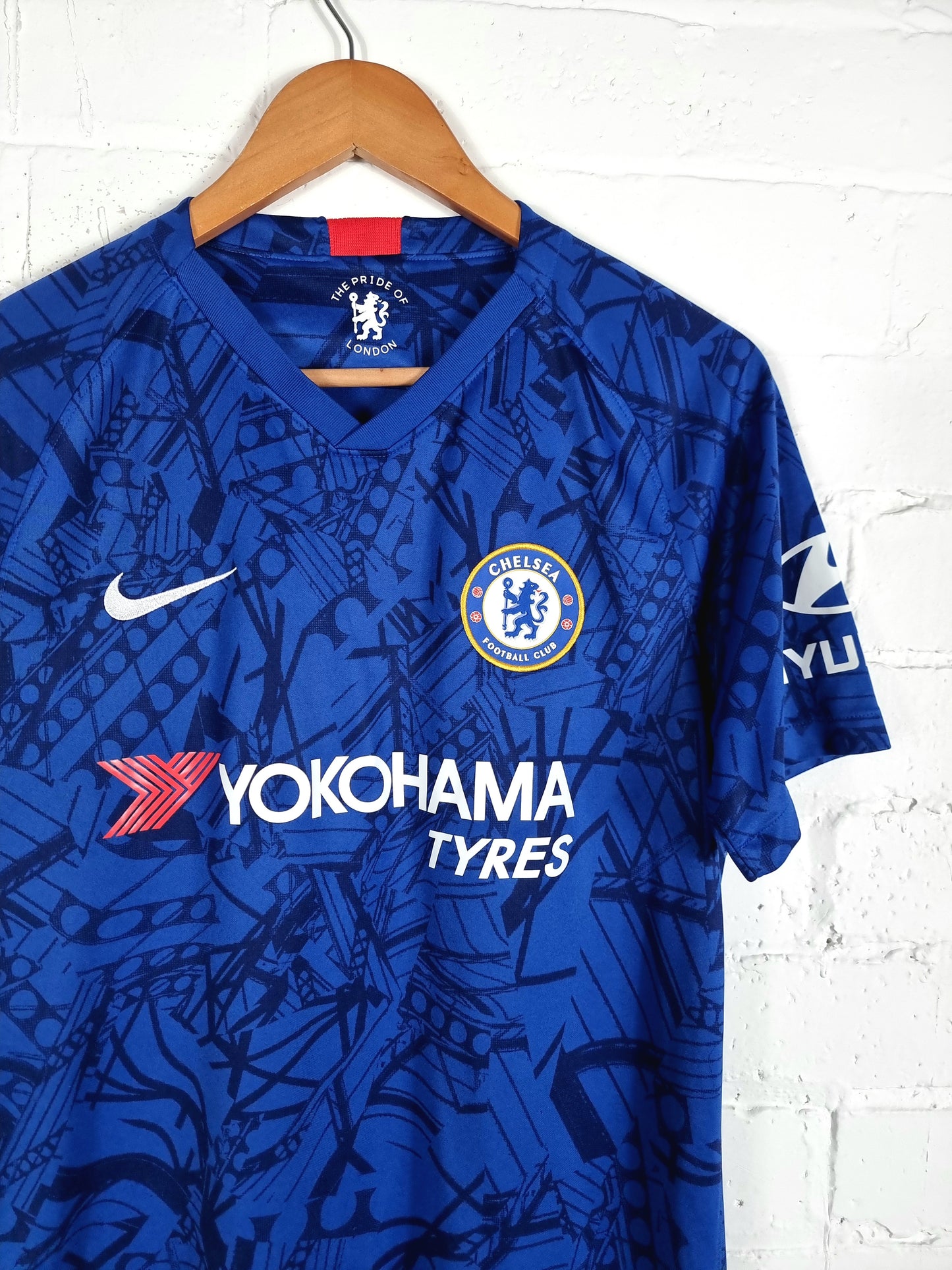 Nike Chelsea 2019/20 Home Shirt Medium