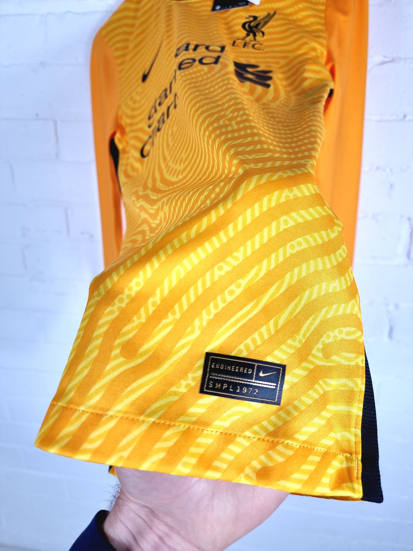 Nike Liverpool 2020/21 BNWT Player Spec Sample Long Sleeve Goalkeeper Shirt Small