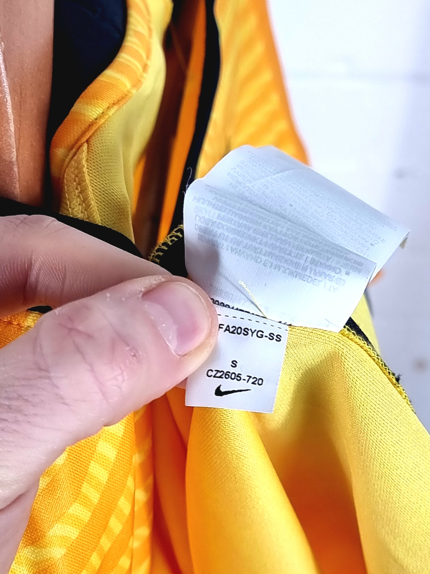 Nike Liverpool 2020/21 BNWT Player Spec Sample Long Sleeve Goalkeeper Shirt Small