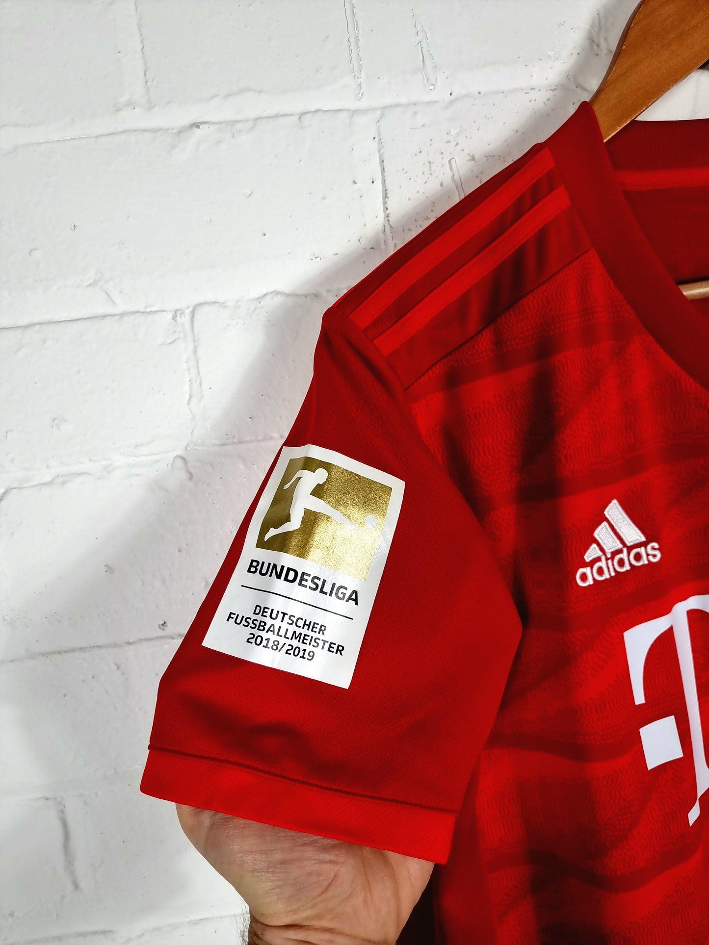 Adidas Bayern Munich 2019/20 'Coutinho 10' Home Shirt Medium