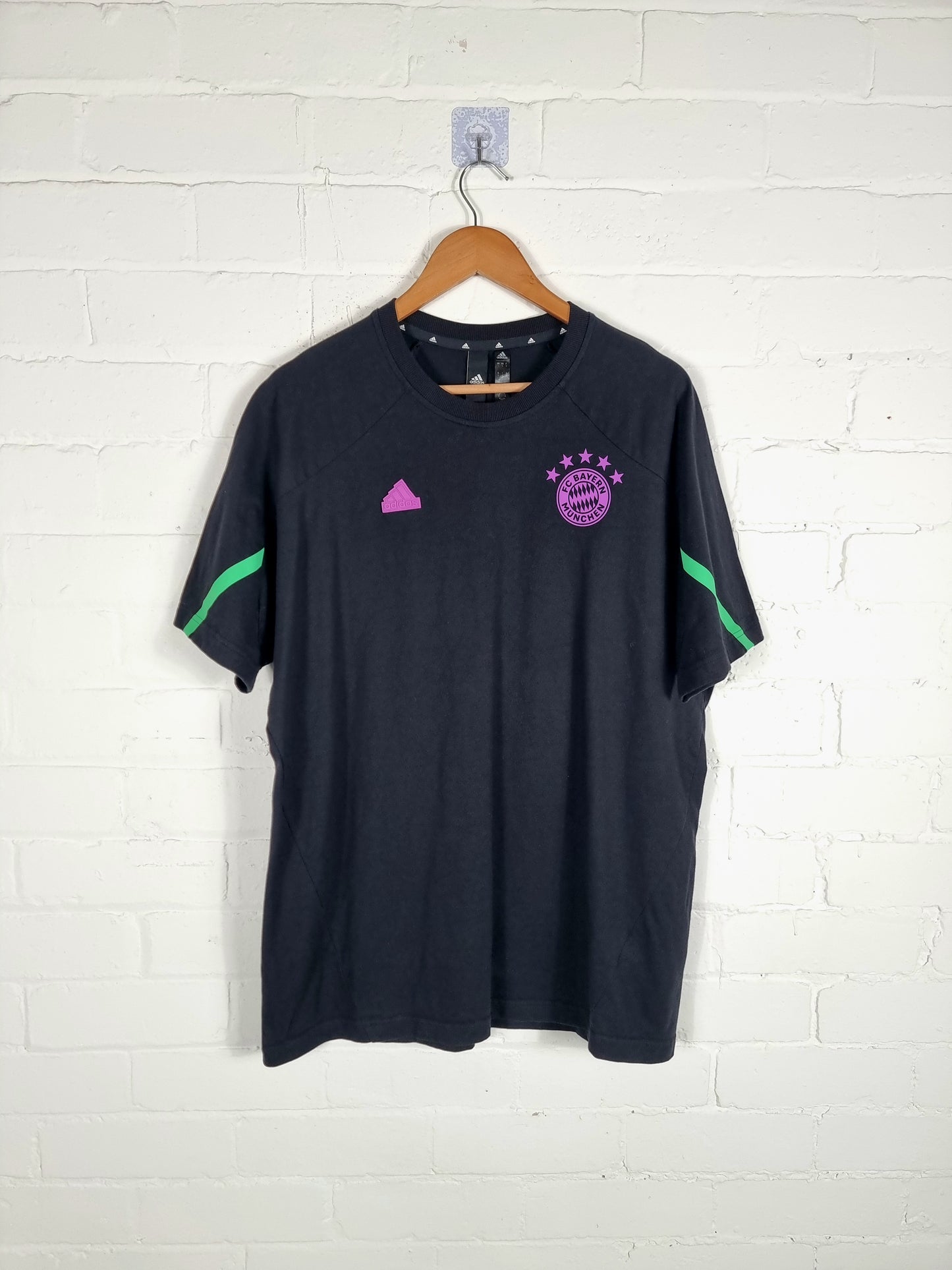 Adidas Bayern Munich 2023/24 Leisure Cotton T-Shirt Large