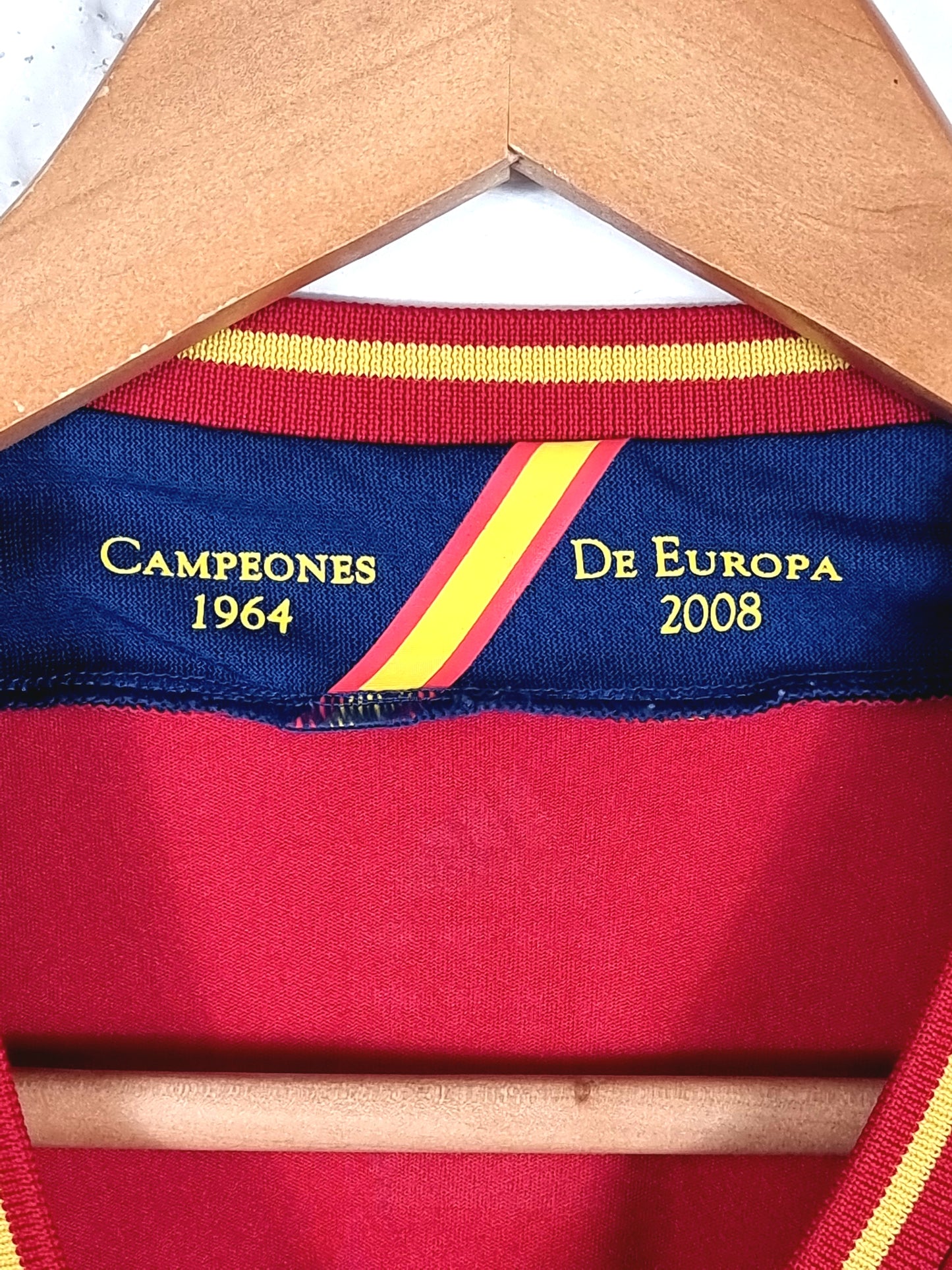 Adidas Spain 2012/13 Home Shirt Medium