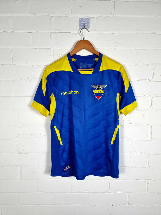 Marathon Ecuador 2014/2015 Away Shirt Medium