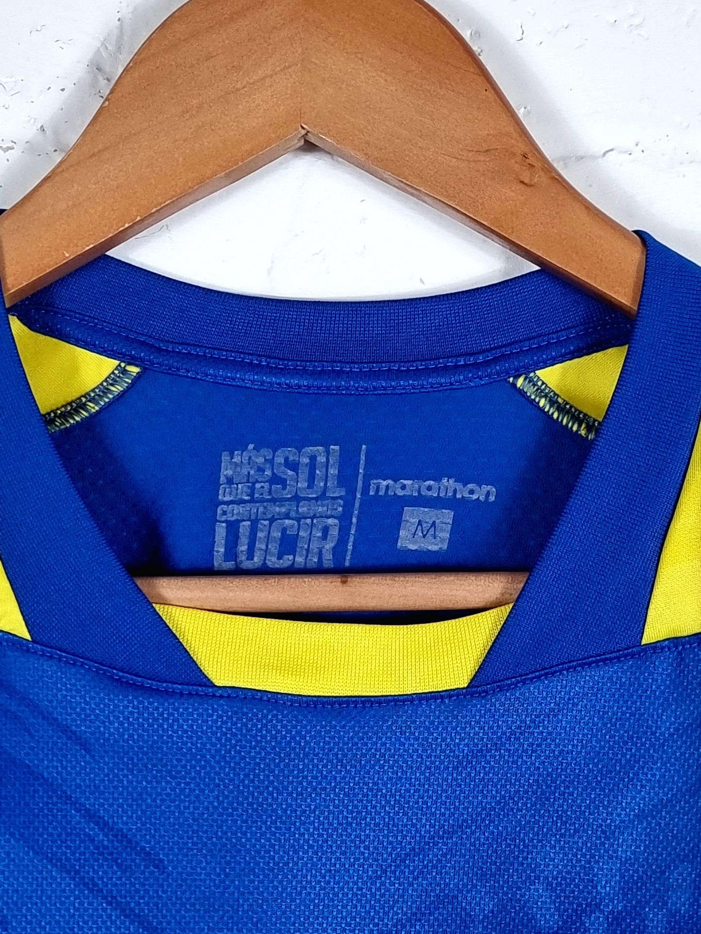 Marathon Ecuador 2014/2015 Away Shirt Medium