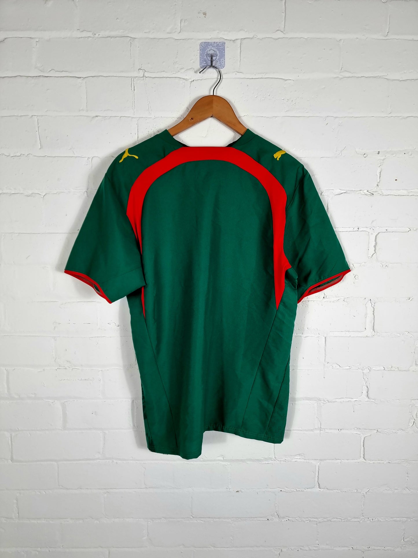 Puma Cameroon 2006/08 Home Shirt Medium