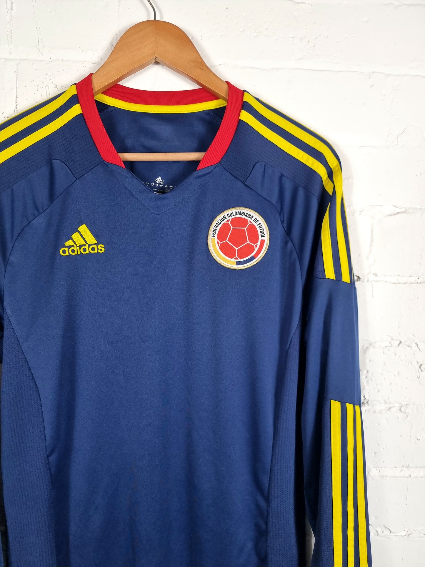 Adidas Colombia 2011/13 Long Sleeve Away Shirt Large