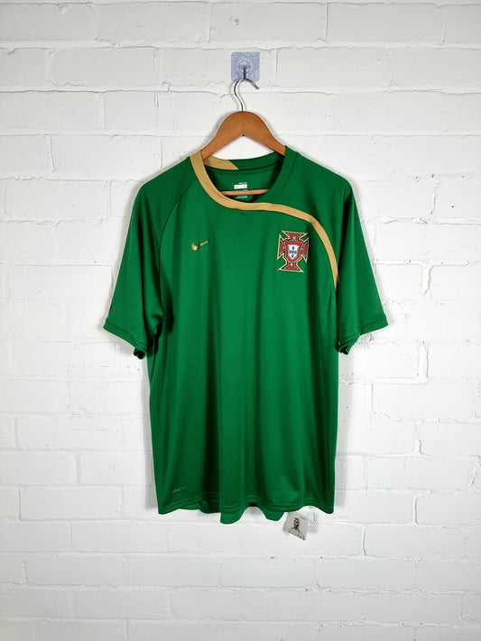 Nike Portugal 2008/10 Training Shirt Large