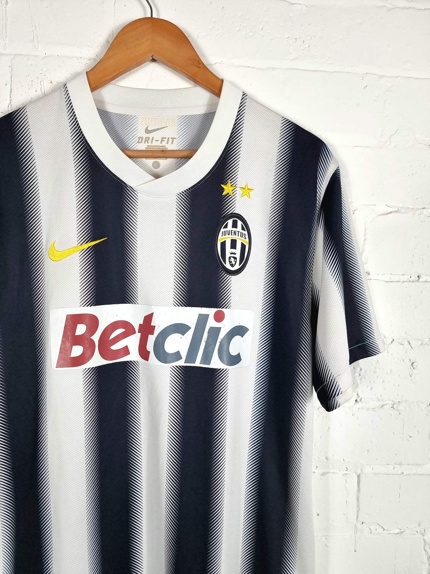 Nike Juventus 2011/12 Home Shirt Large