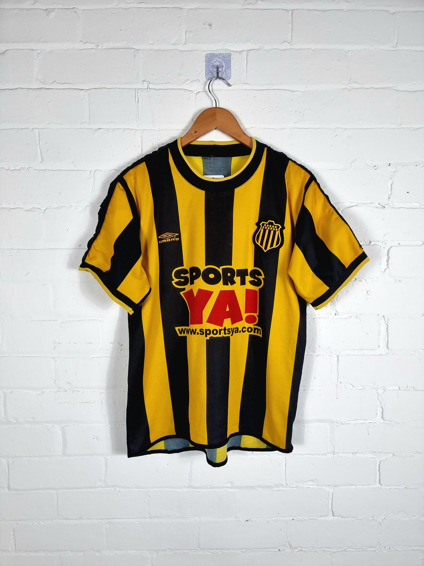 Umbro Penarol 2000/01 '10 (Bengochea)' Home Shirt Medium