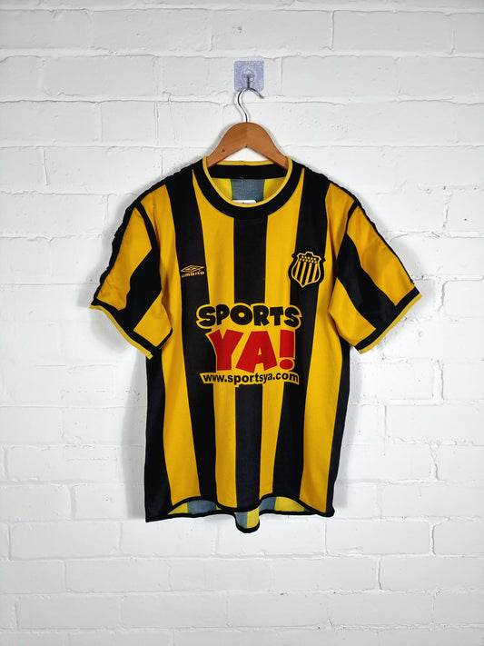 Umbro Penarol 2000/01 '10 (Bengochea)' Home Shirt Medium