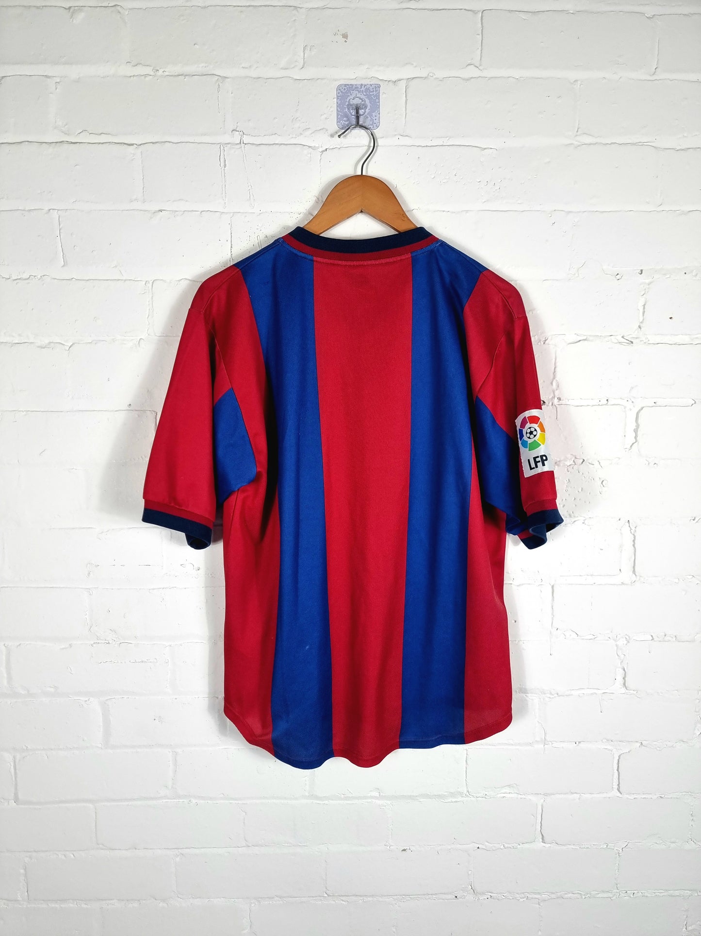 Nike Barcelona 1998/00 Home Shirt Medium