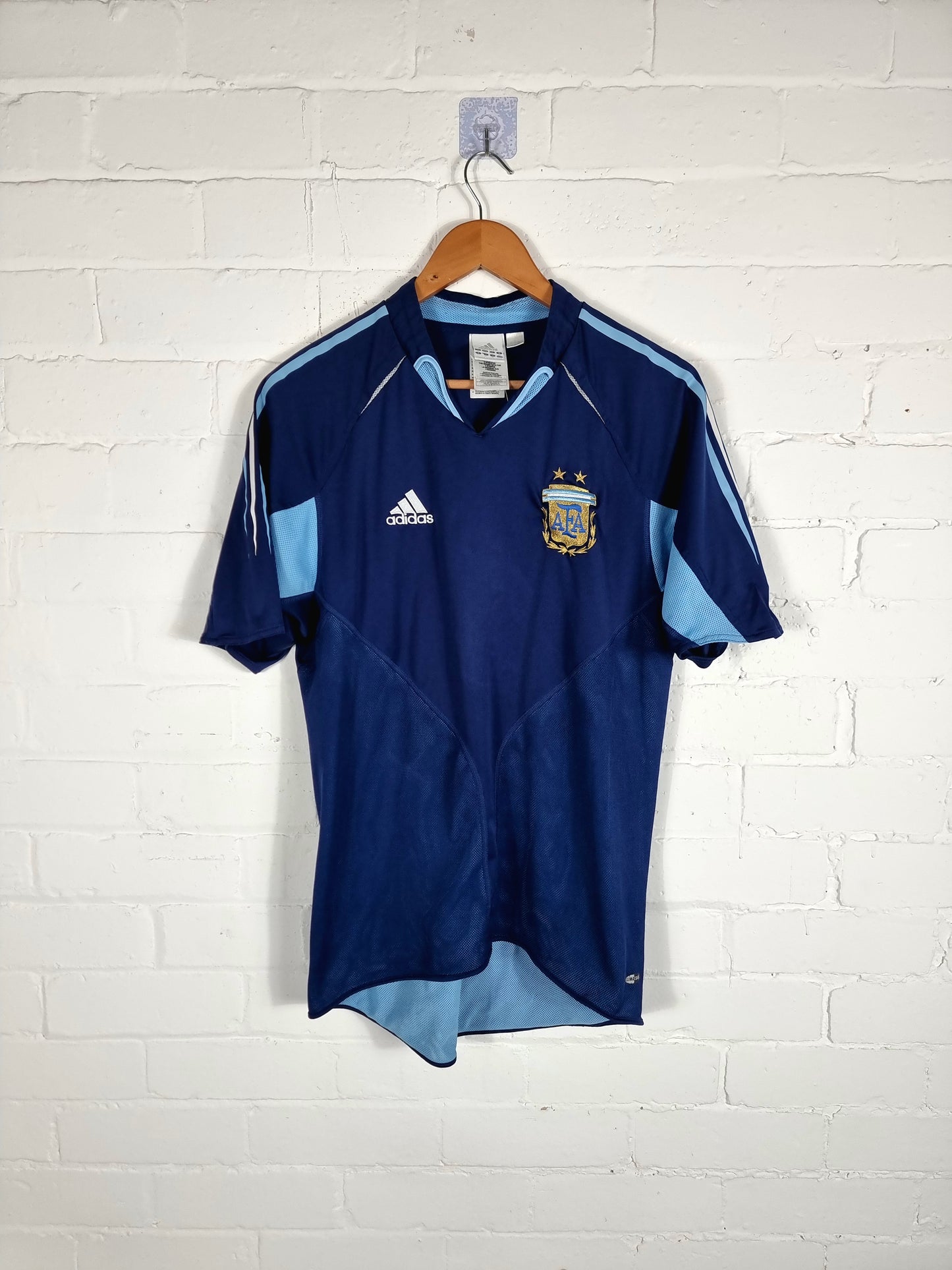 Adidas Argentina 2004/05 Away Shirt Medium