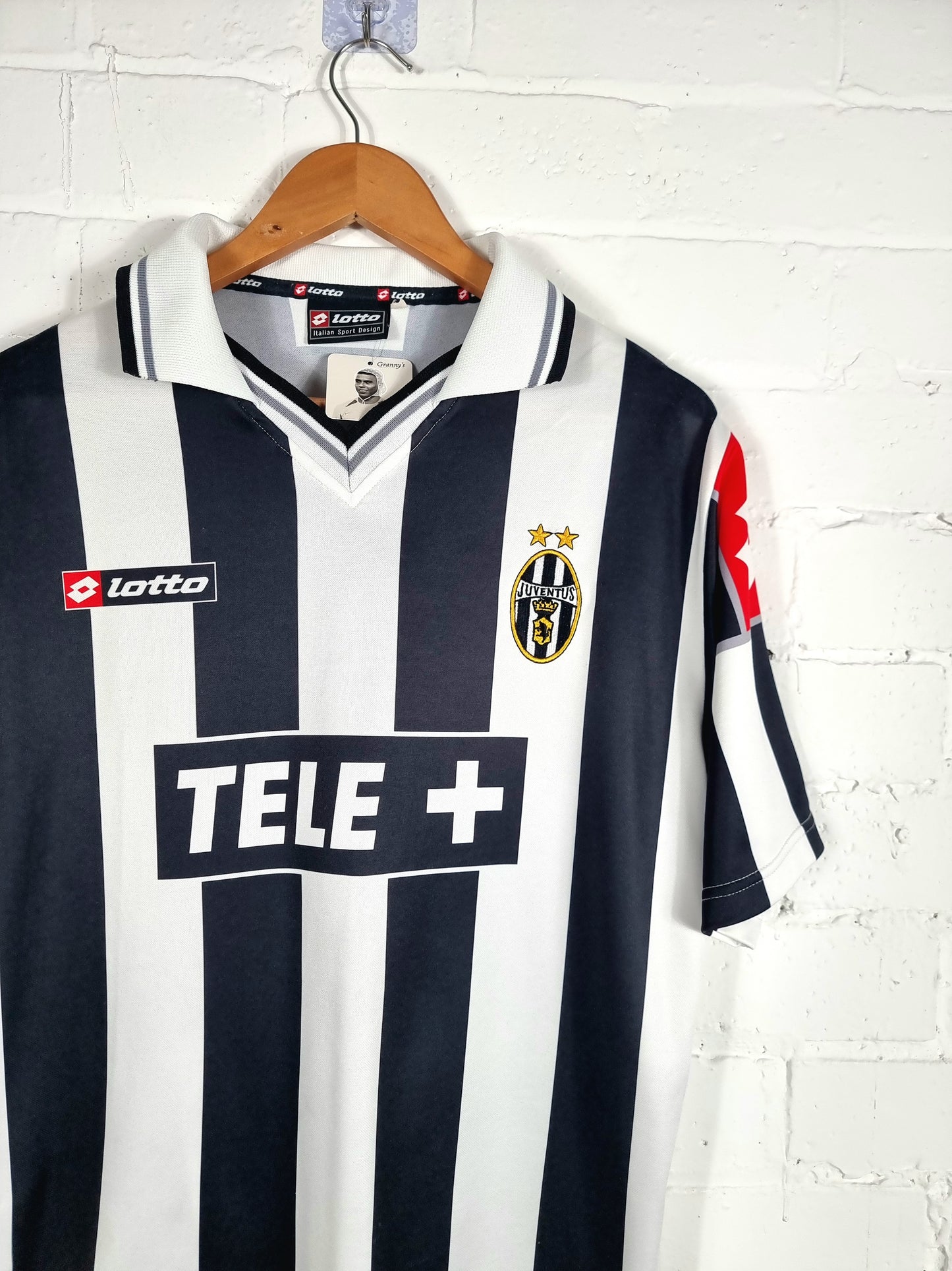 Lotto Juventus 2000/01 Home Shirt Medium