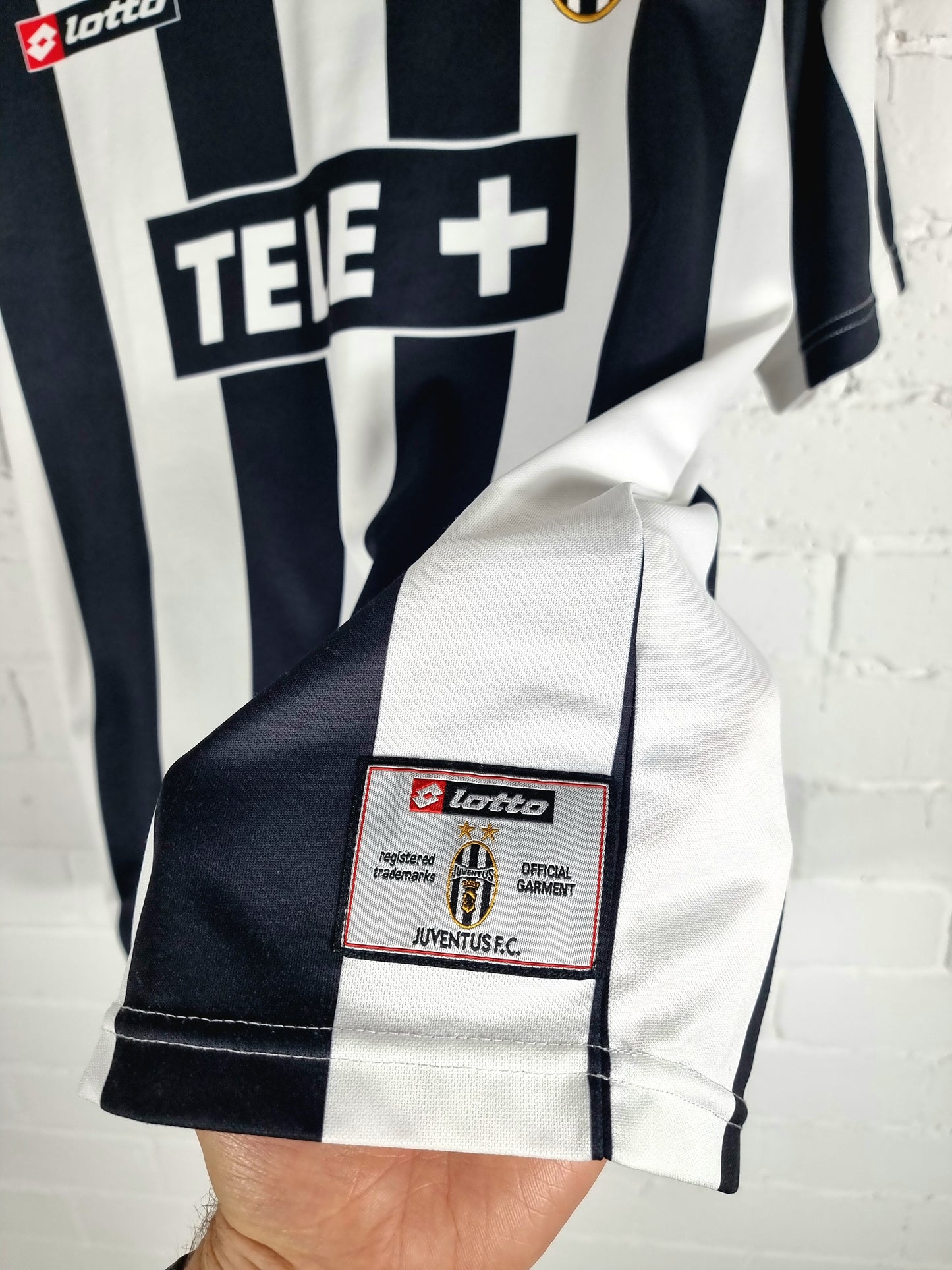 Lotto Juventus 2000/01 Home Shirt Medium