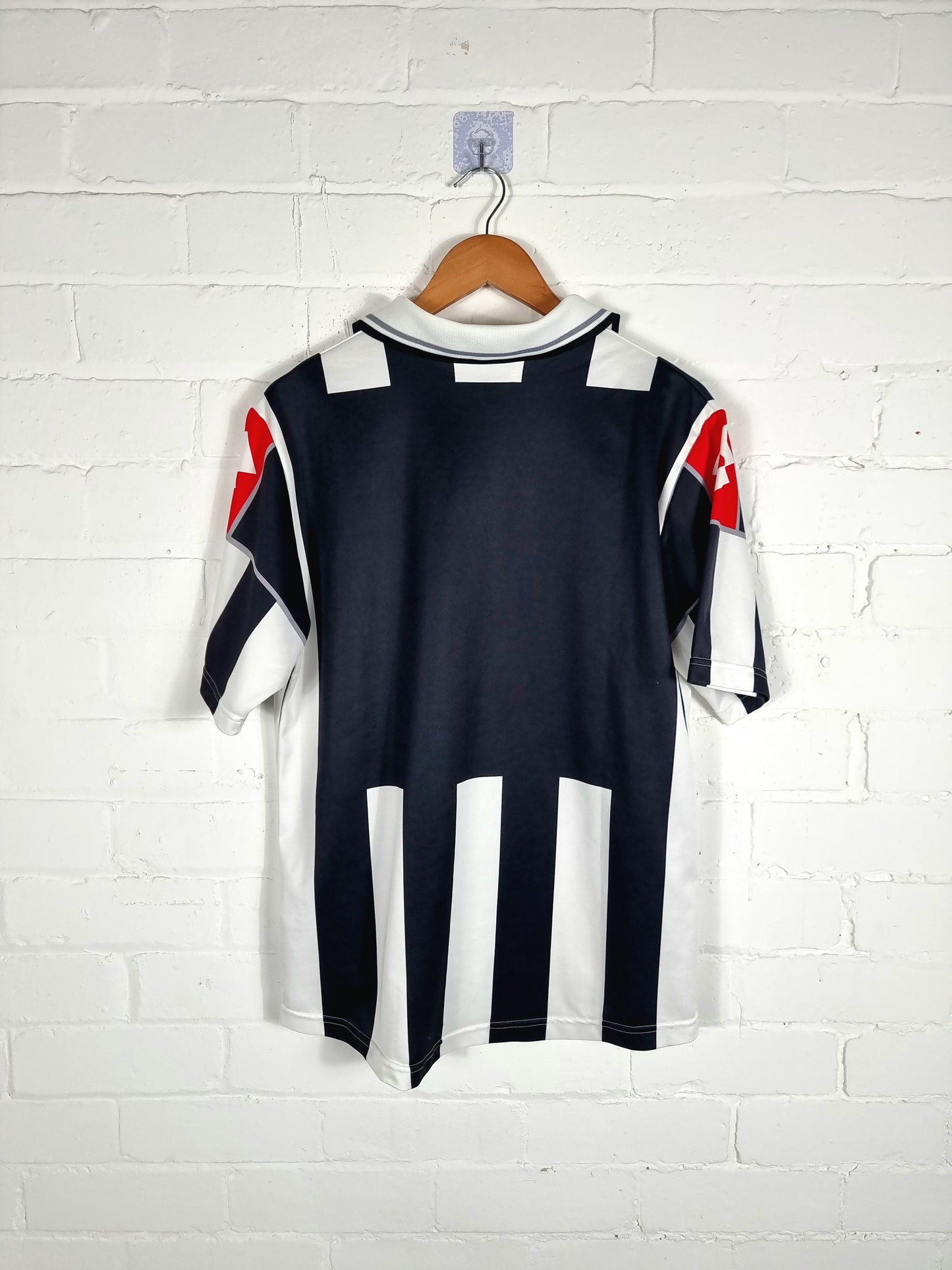 Lotto Juventus 2000/01 Home Shirt Medium
