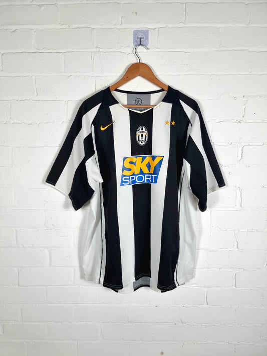 Nike Juventus 2004/05 Home Shirt XL
