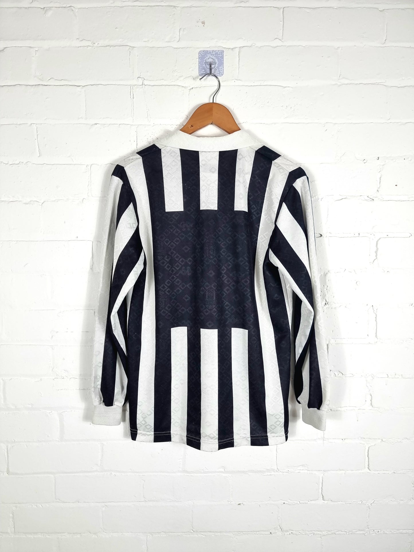 Kappa Juventus 1991/92 Long Sleeve Home Shirt Medium