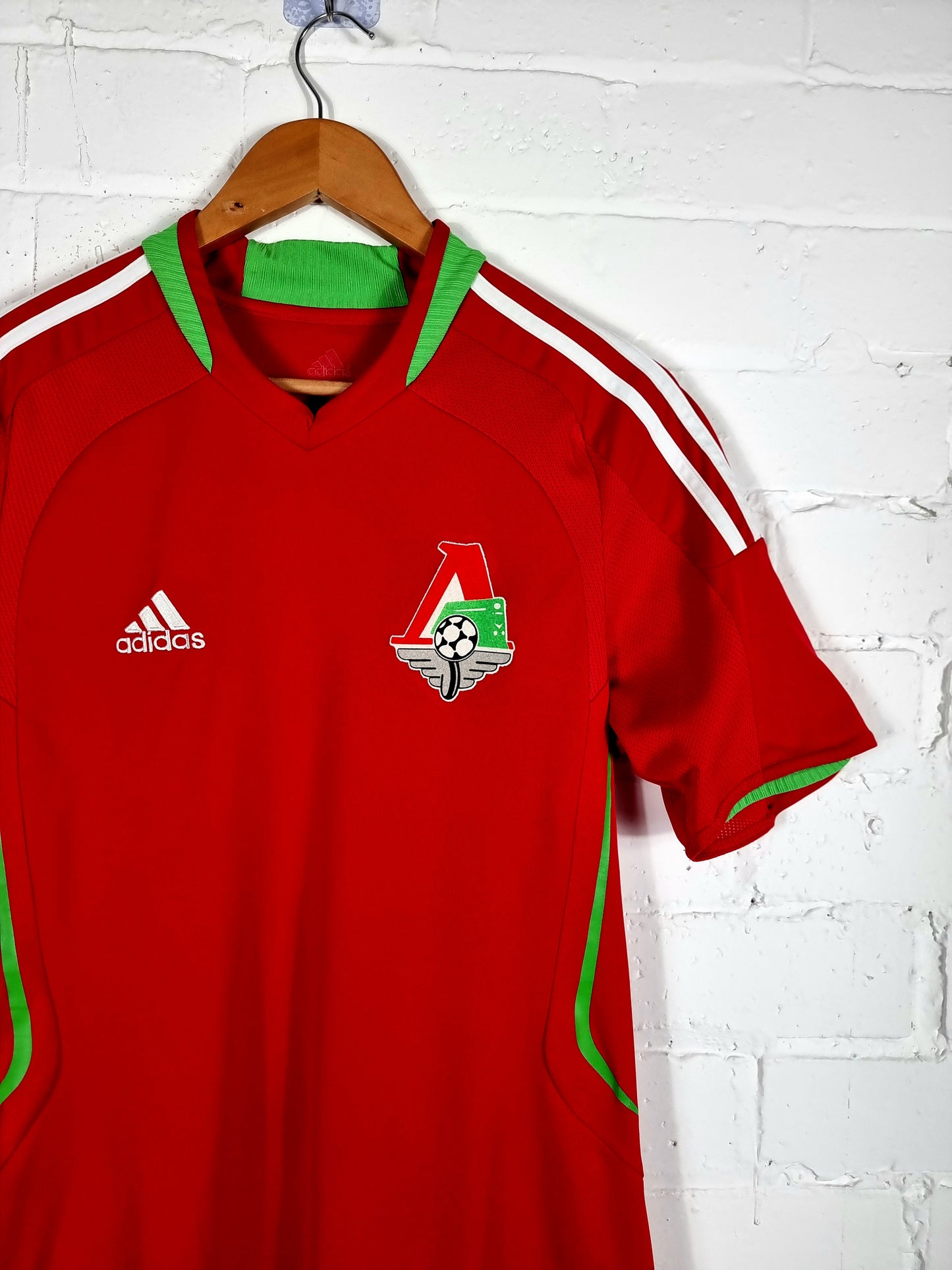 Adidas Lokomotiv Moscow 2009/10 Home Shirt Small