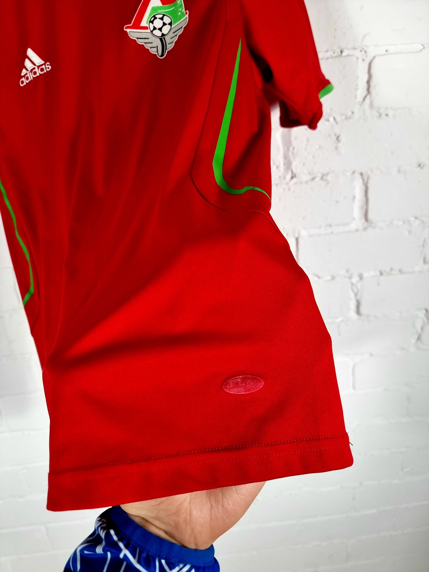Adidas Lokomotiv Moscow 2009/10 Home Shirt Small