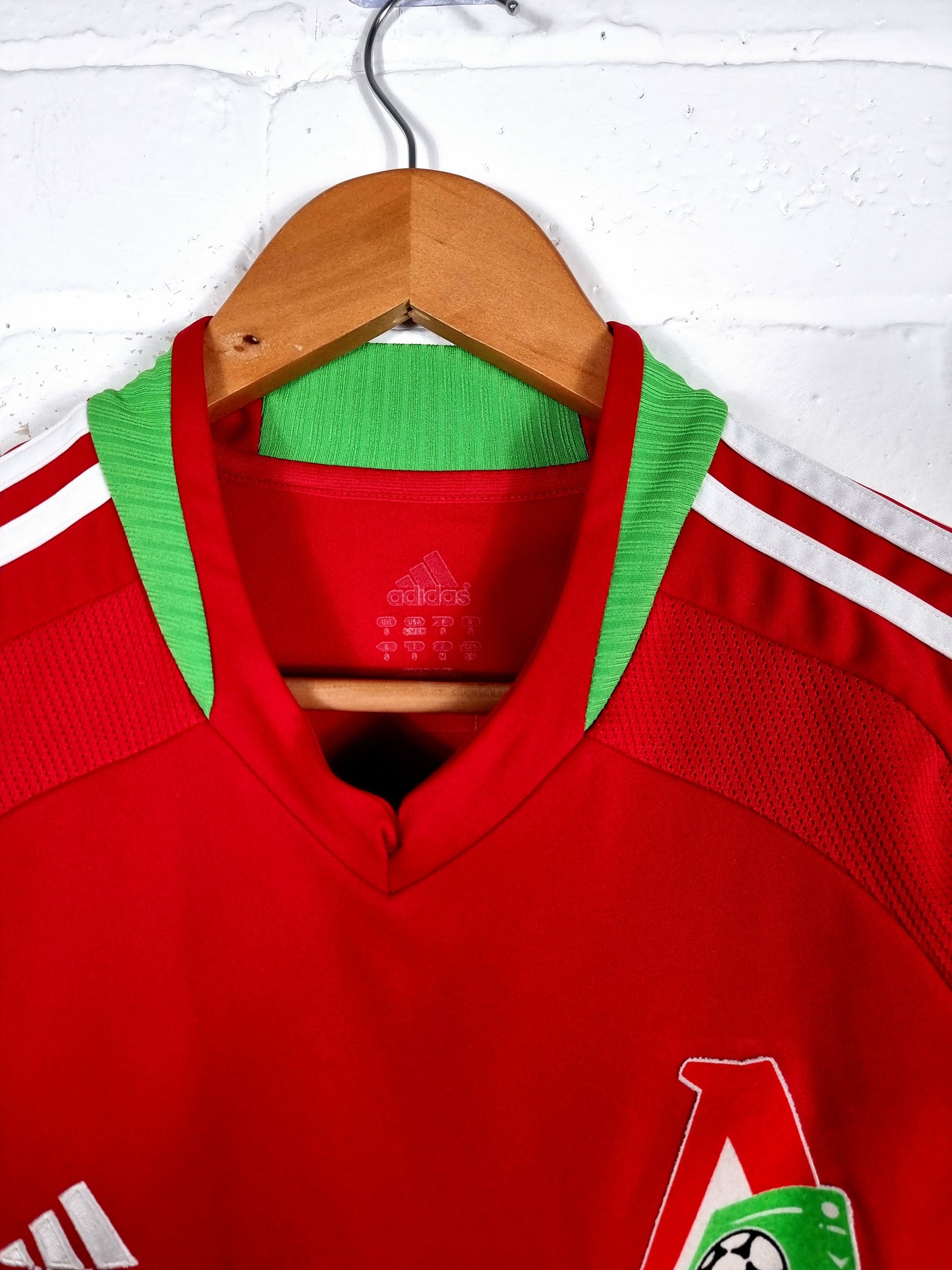 Adidas Lokomotiv Moscow 2009/10 Home Shirt Small