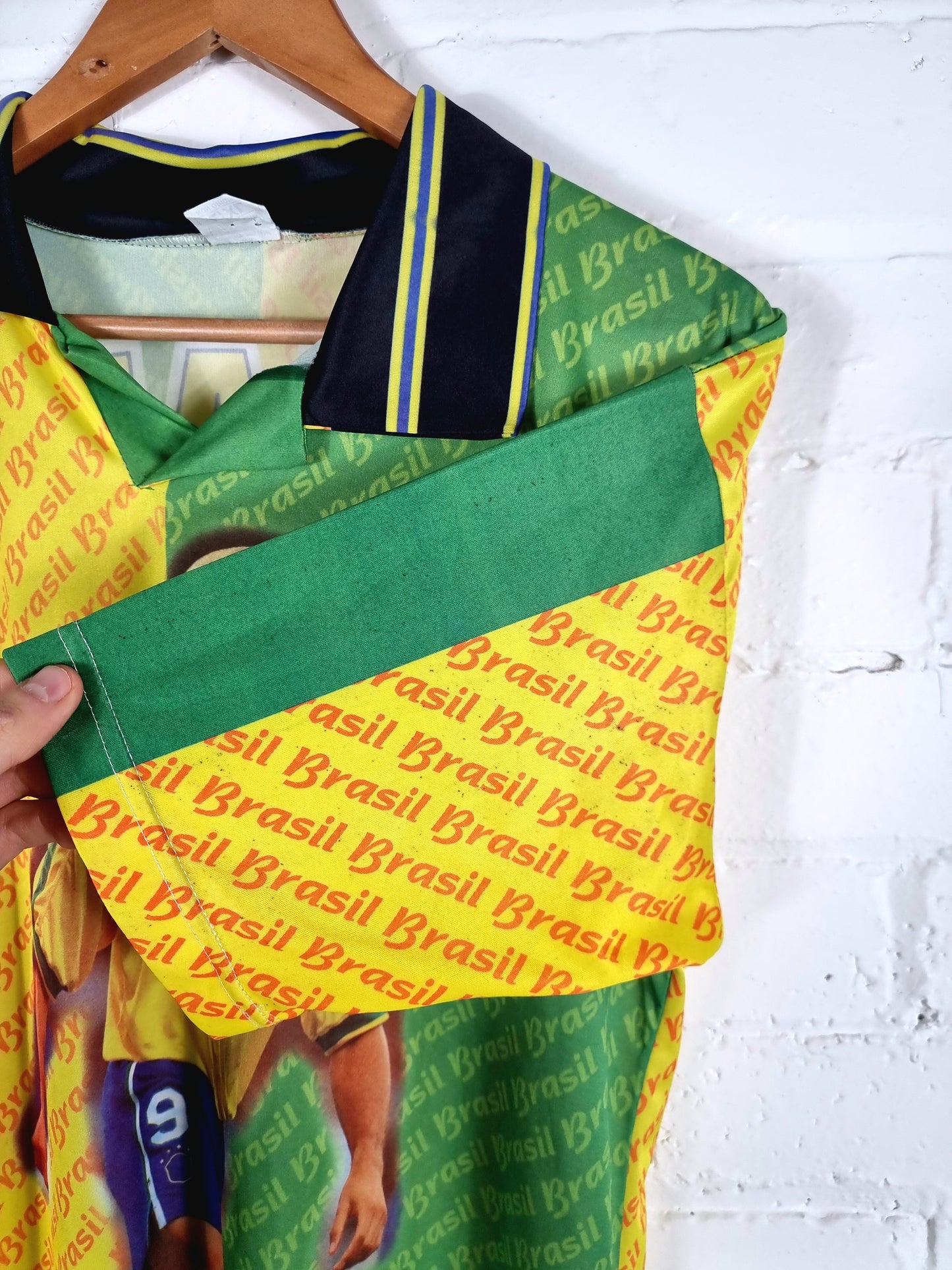 Brazil 1997/98 Bootleg Ronaldo Graphic Print Football Shirt Large