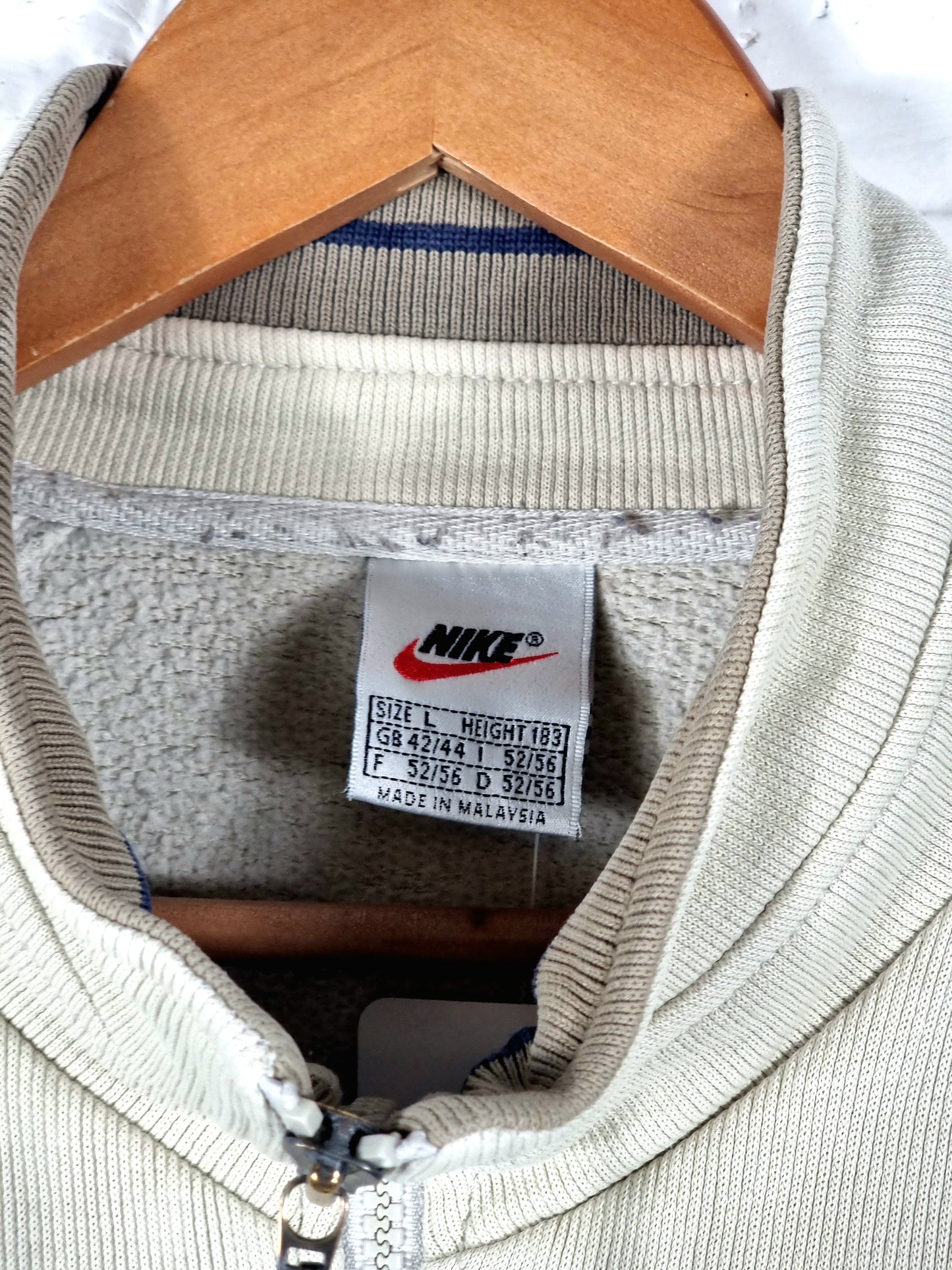 Nike 1990s Cream Zip-up Sweatshirt Large
