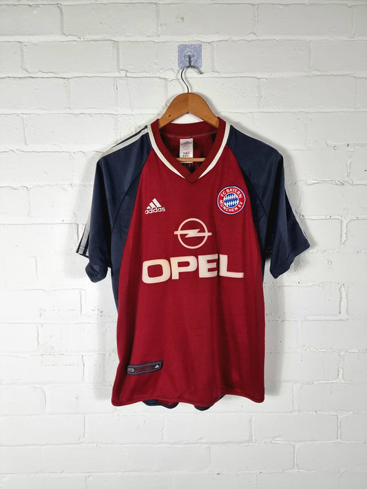 Adidas Bayern Munich 2001/02 Home Shirt Small