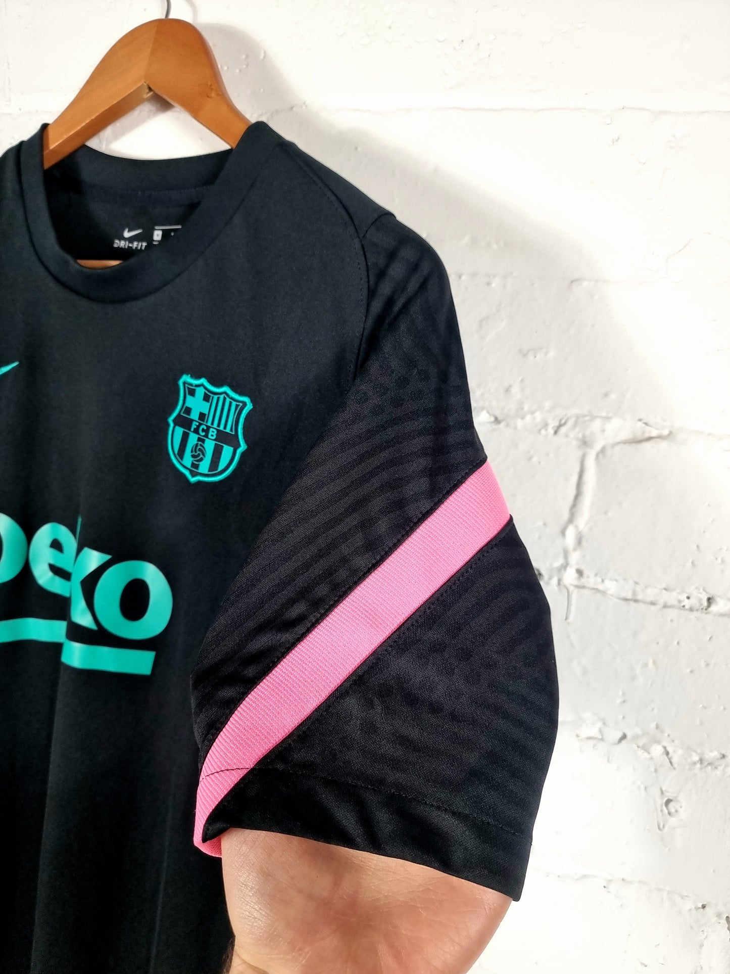 Nike Barcelona 2020/21 Training Shirt Medium