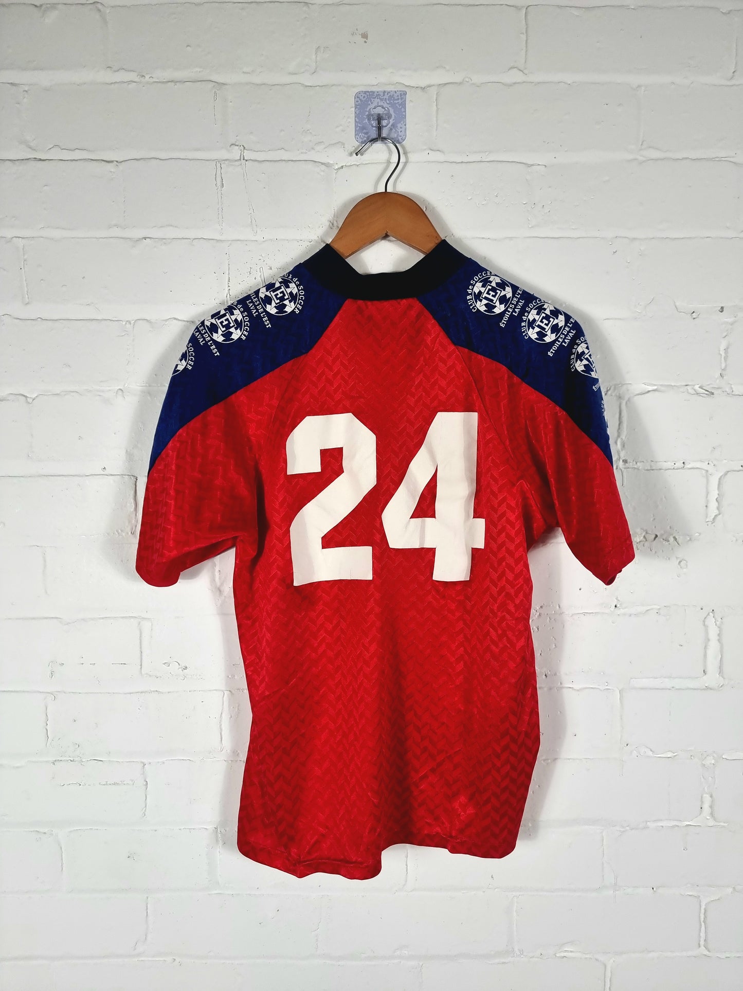 Presidio Club de Soccer E'Toiles De L'Est Laval 1990s Football Shirt Small