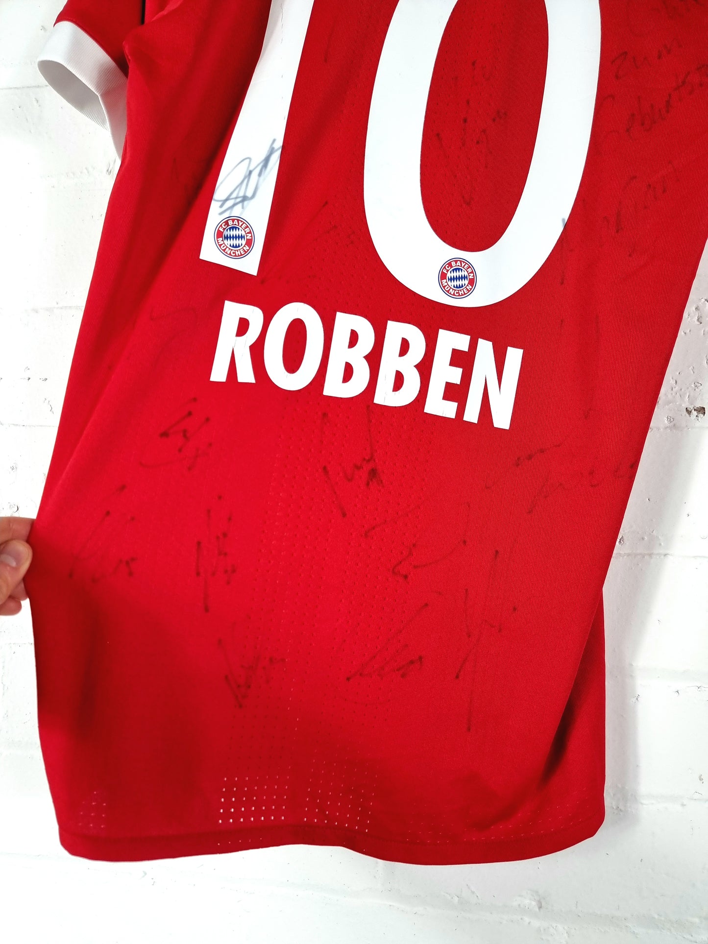 Adidas Bayern Munich 2017/18 'Robben 10' Match Prepared Squad Signed Audi Tour Home Shirt 6 Medium
