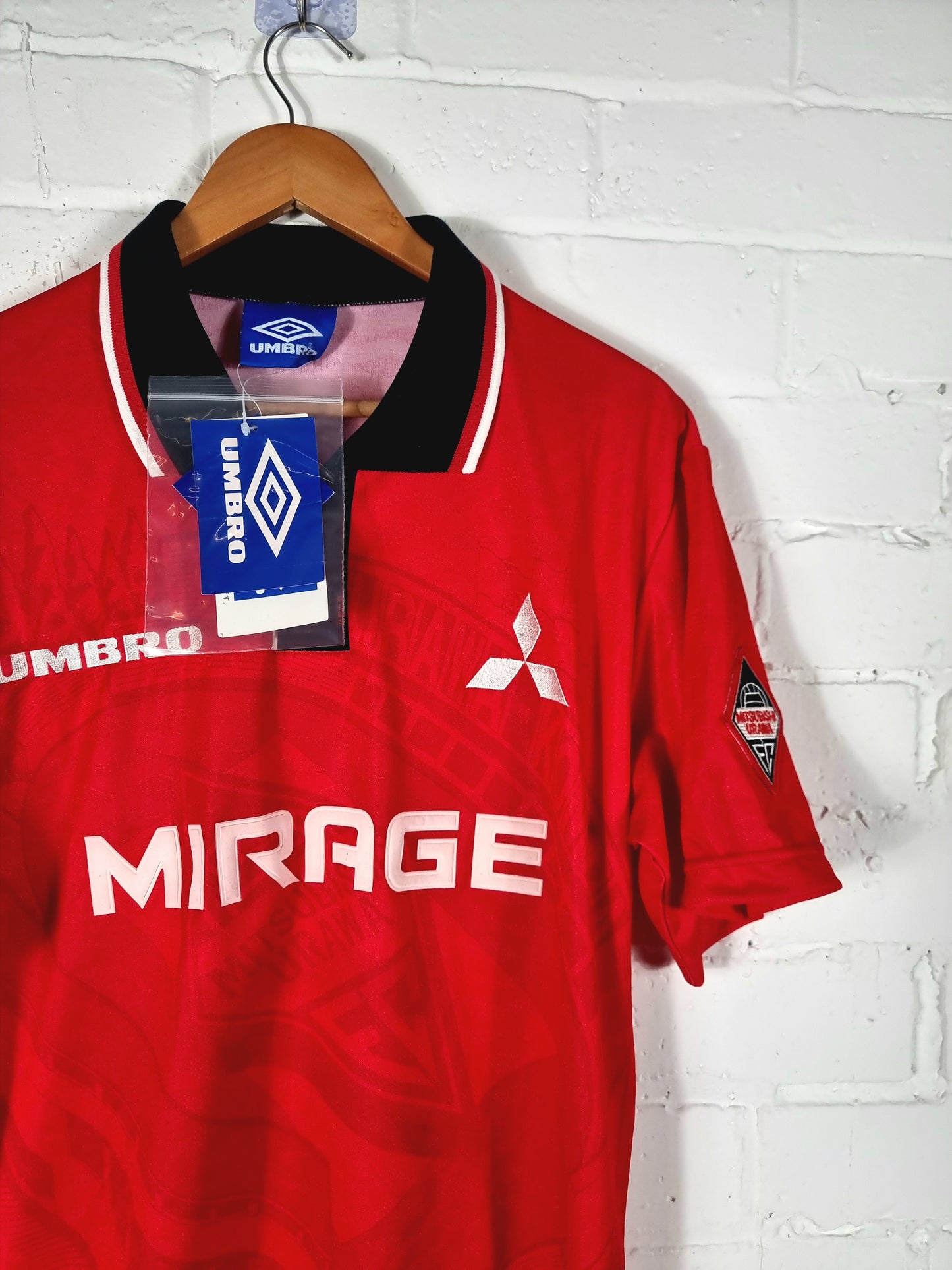 Umbro Urawa Red Diamonds 1996/98 Deadstock Home Shirt Small