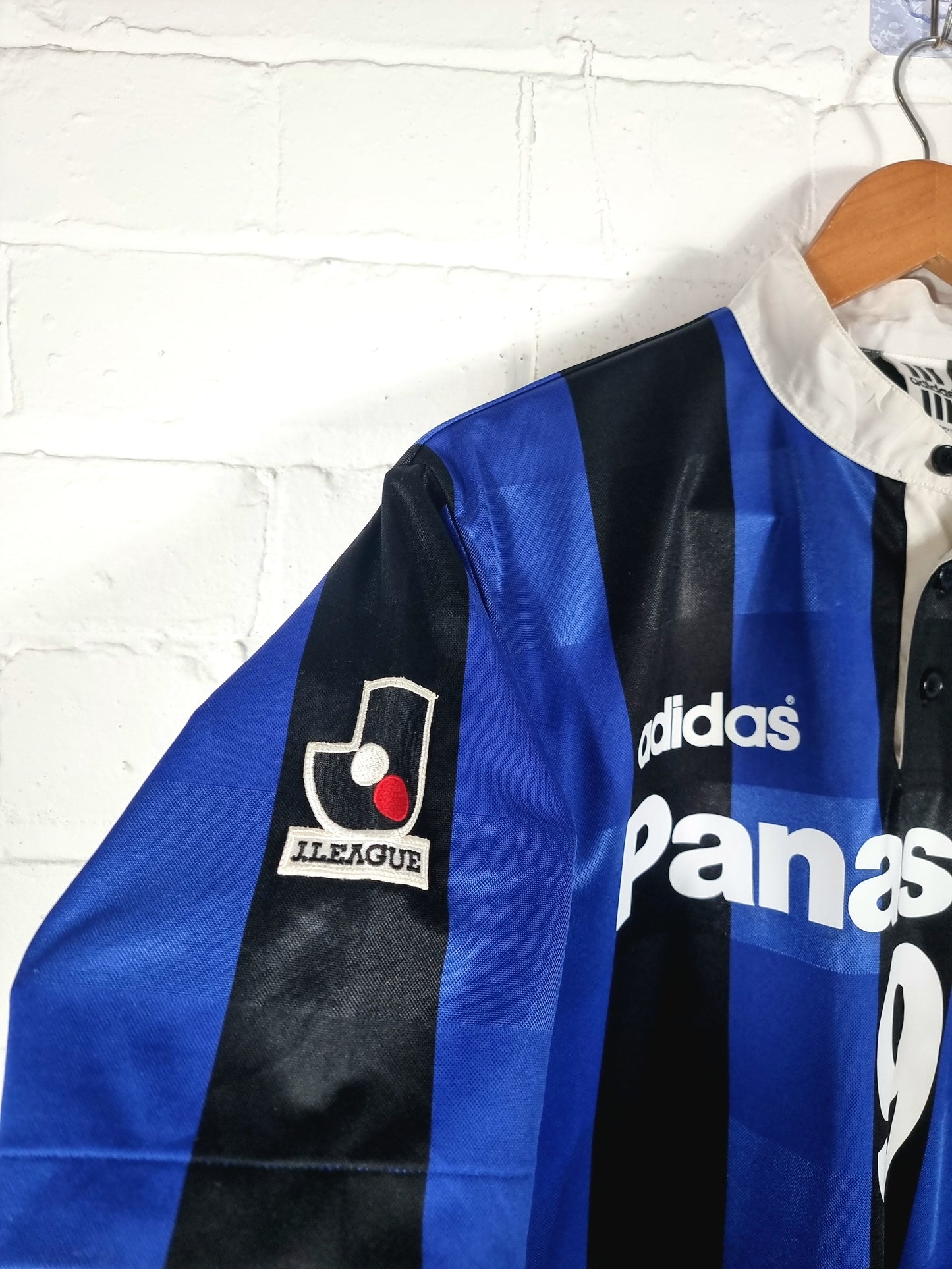 Adidas Gamba Osaka 1997/98 '9 (Mboma)' Home Shirt Medium