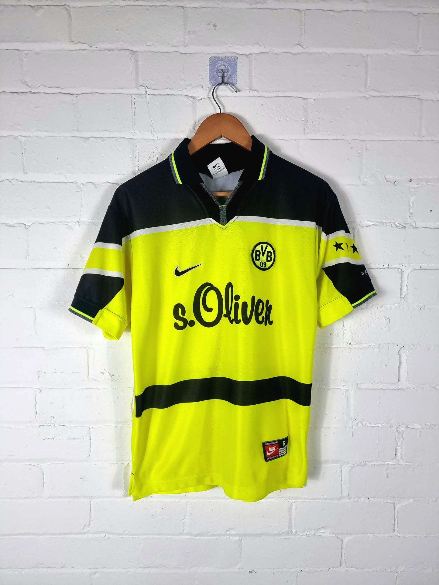 Nike Borussia Dortmund 1997/98 Home Shirt Small